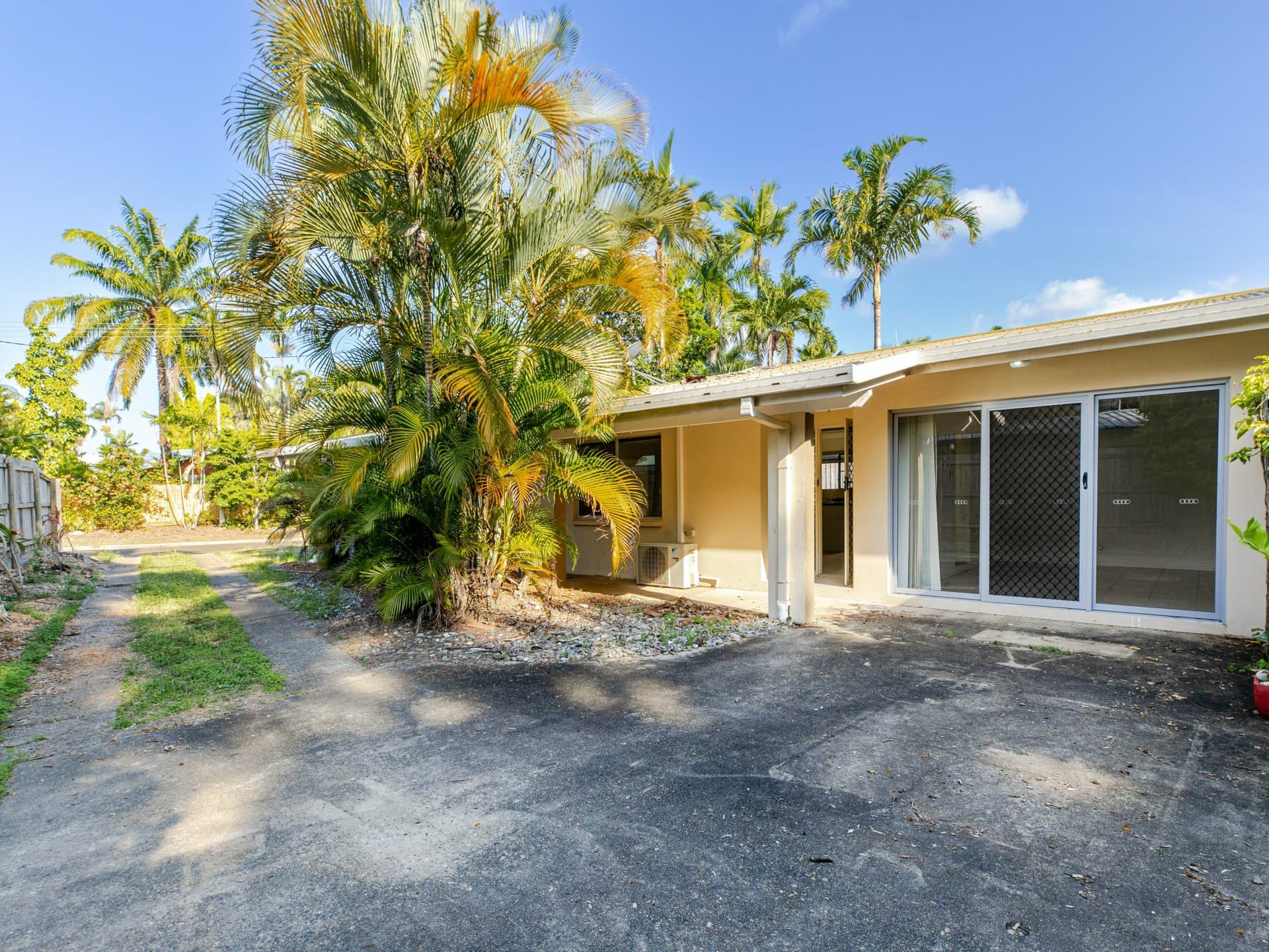 1 & 2/25 Pecten Avenue, Port Douglas, Port Douglas - Thumbnail 4