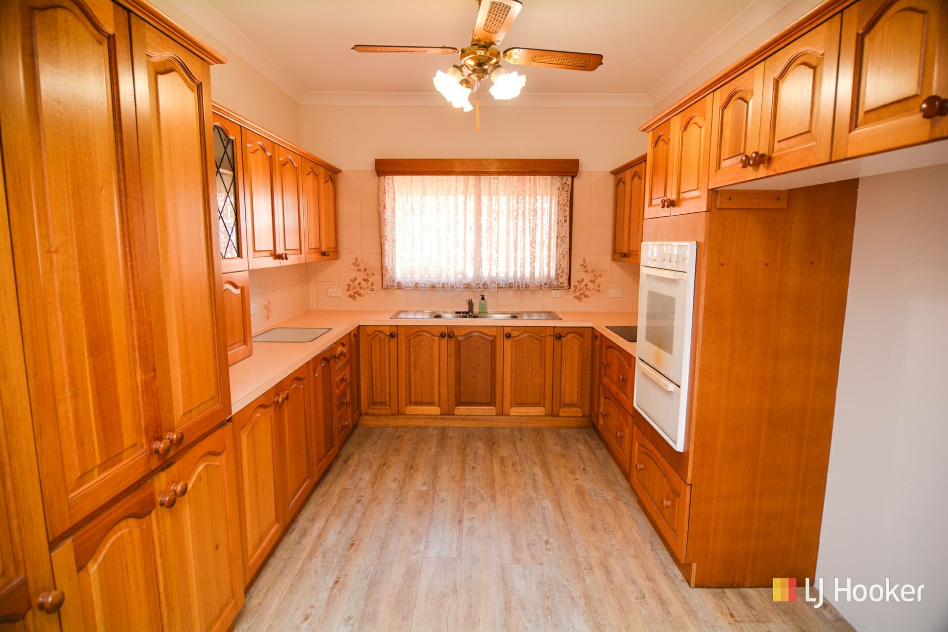 48 Geordie Street, Lithgow, Hermitage Flat - Thumbnail 2