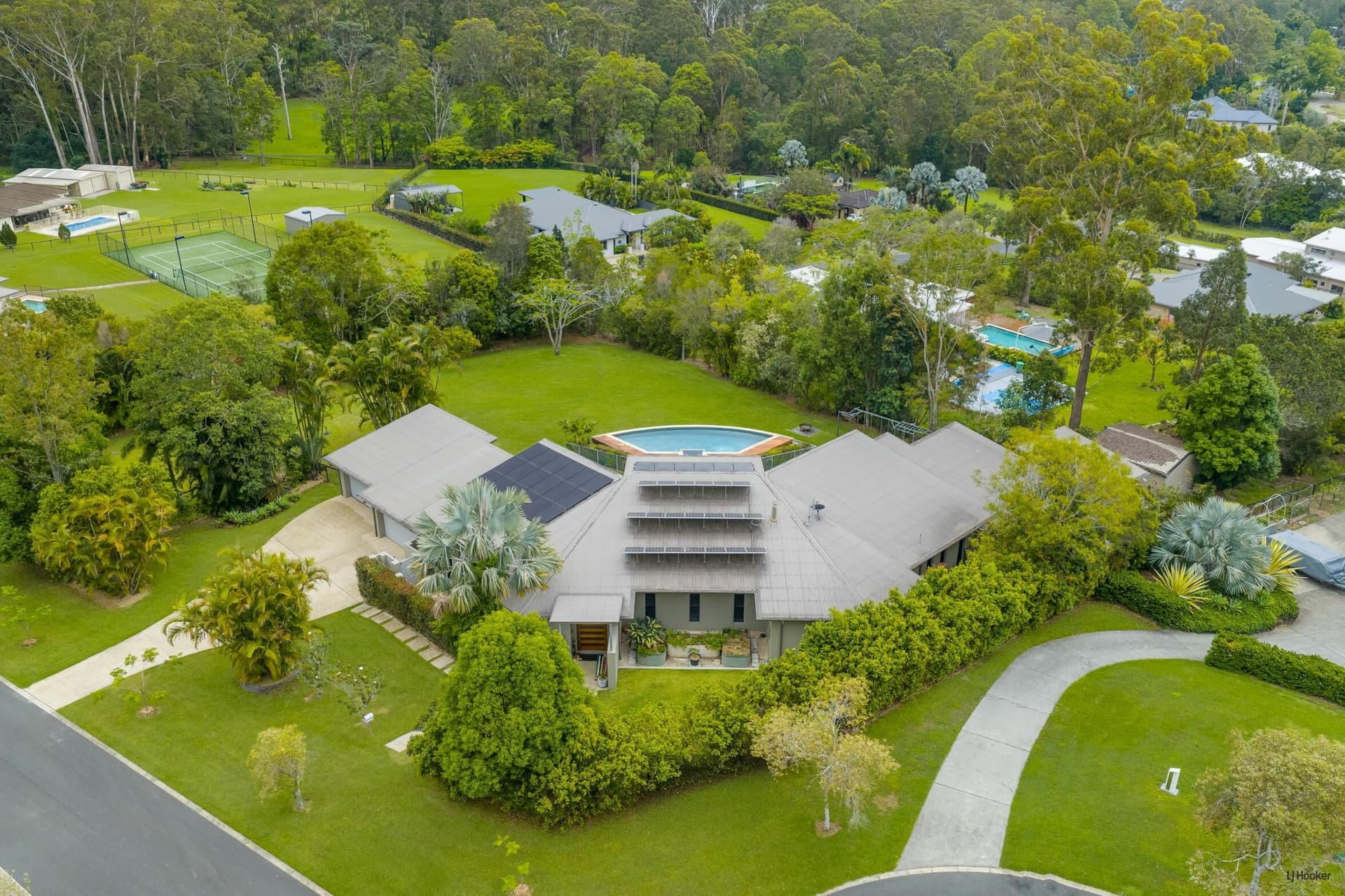 2 Joyce Court, Tallebudgera, Tallebudgera - Image 1