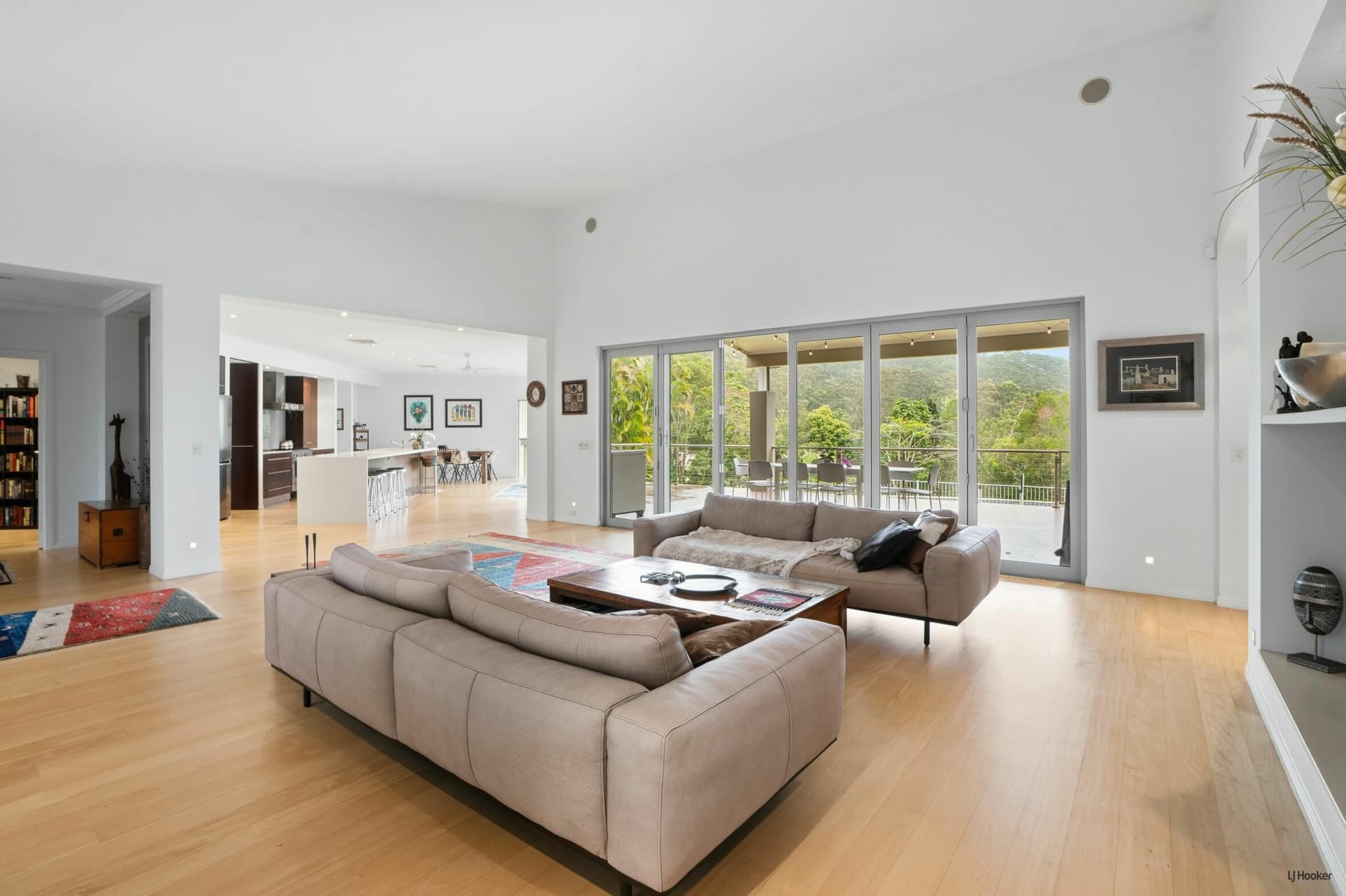 2 Joyce Court, Tallebudgera, Tallebudgera - Thumbnail 8