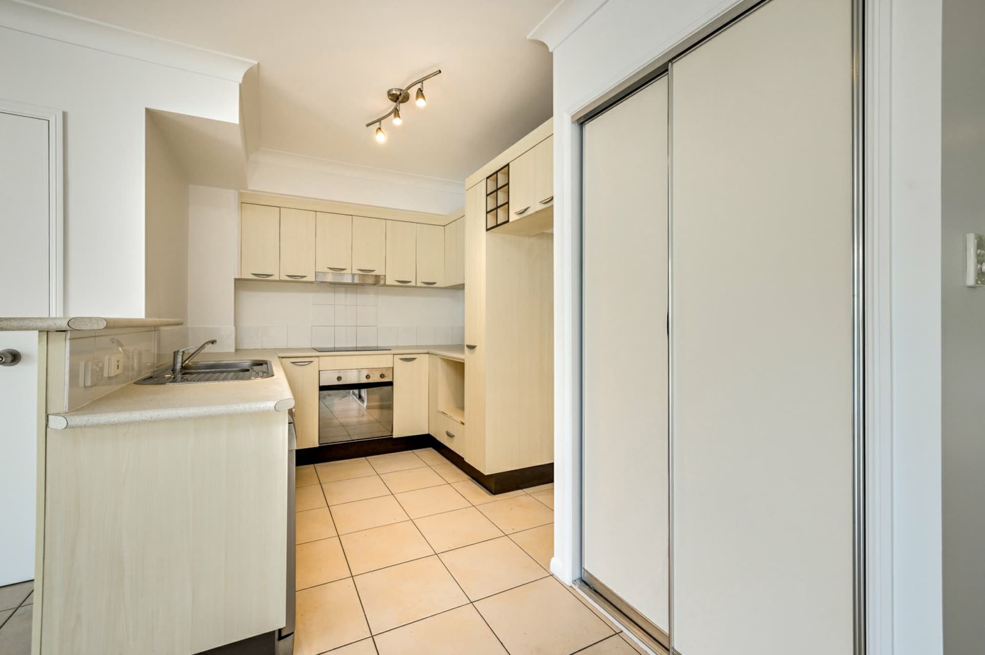 32/44-50 Pease Street, Manoora, Manoora - Thumbnail 5