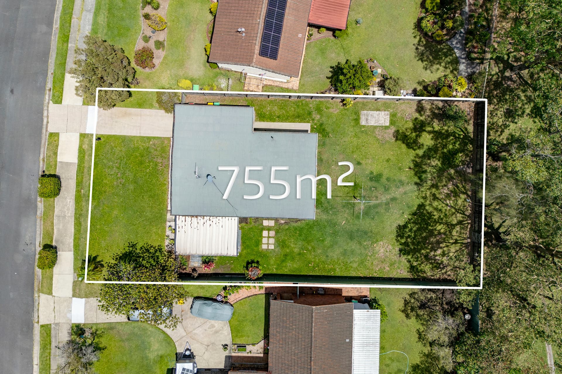8 Sapium Road, Ashmore, Ashmore - Thumbnail 2