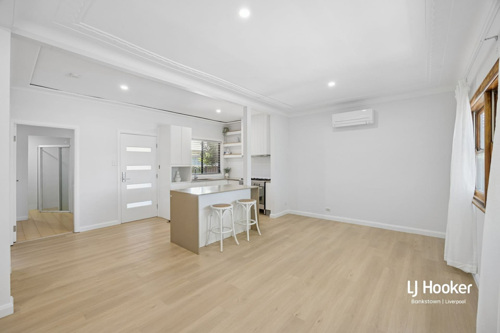170 Prospect Highway, Seven Hills, Seven Hills - Thumbnail 2