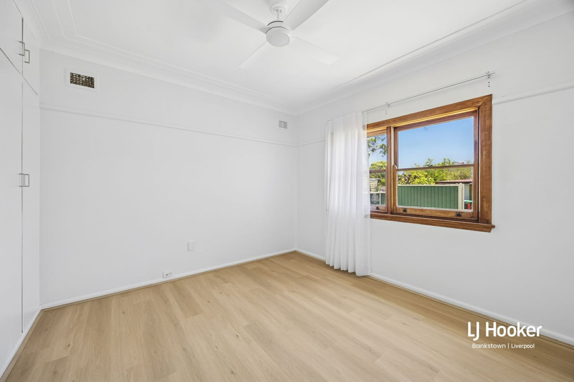 170 Prospect Highway, Seven Hills, Seven Hills - Thumbnail 3