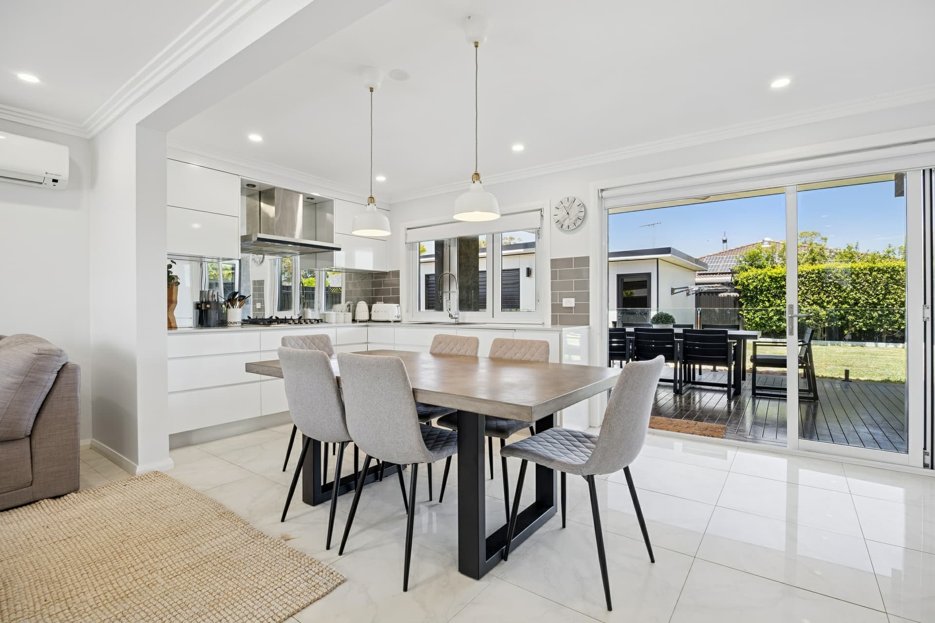 125 Ham Street, South Windsor, South Windsor - Thumbnail 5