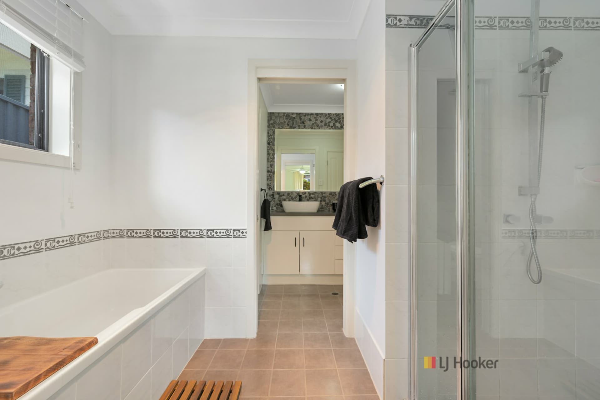 238 Scenic Drive, Budgewoi, Budgewoi - Thumbnail 7
