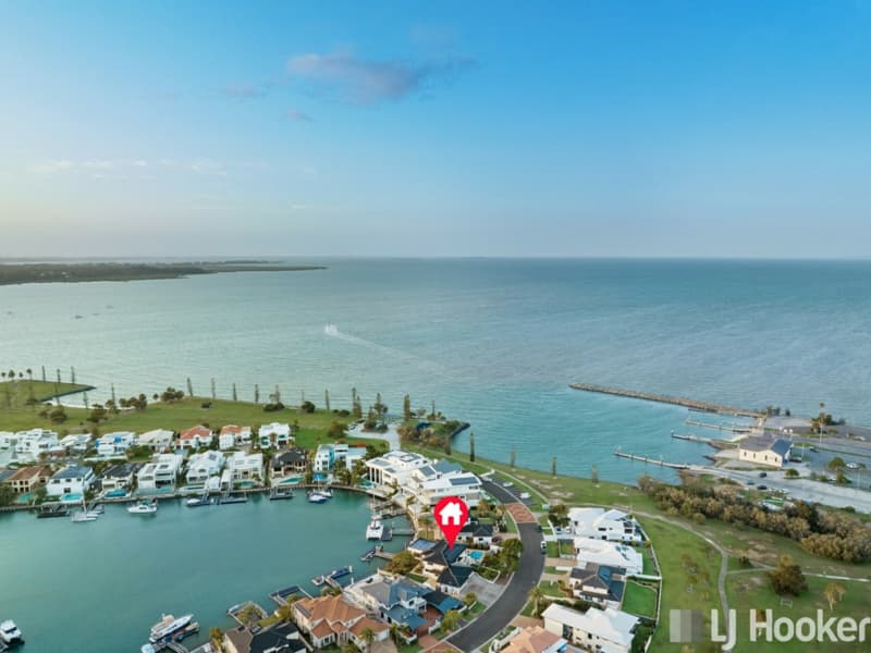14 Raby Bay Boulevard, Raby Bay, Cleveland - Image 1