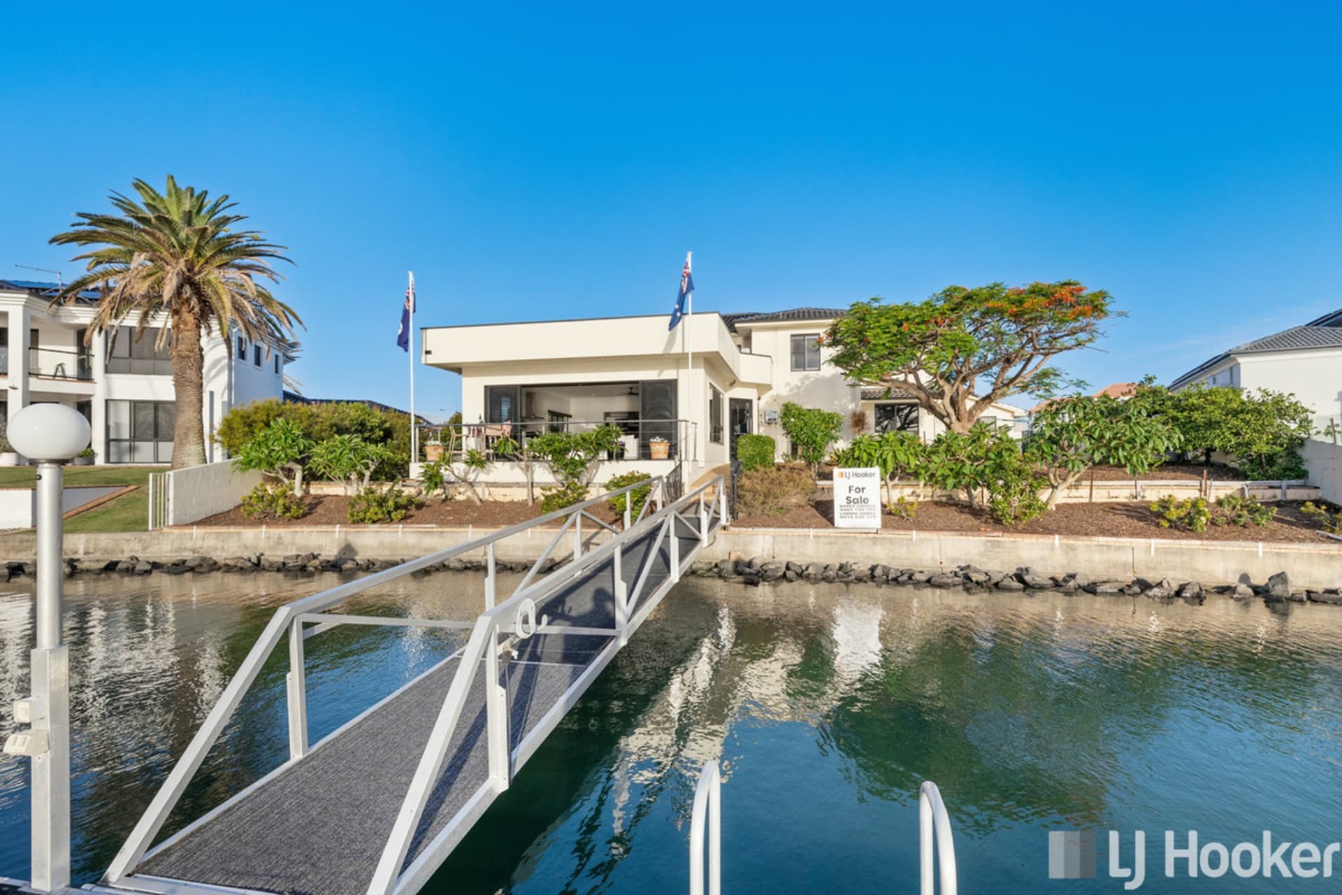 14 Raby Bay Boulevard, Raby Bay, Cleveland - Thumbnail 3