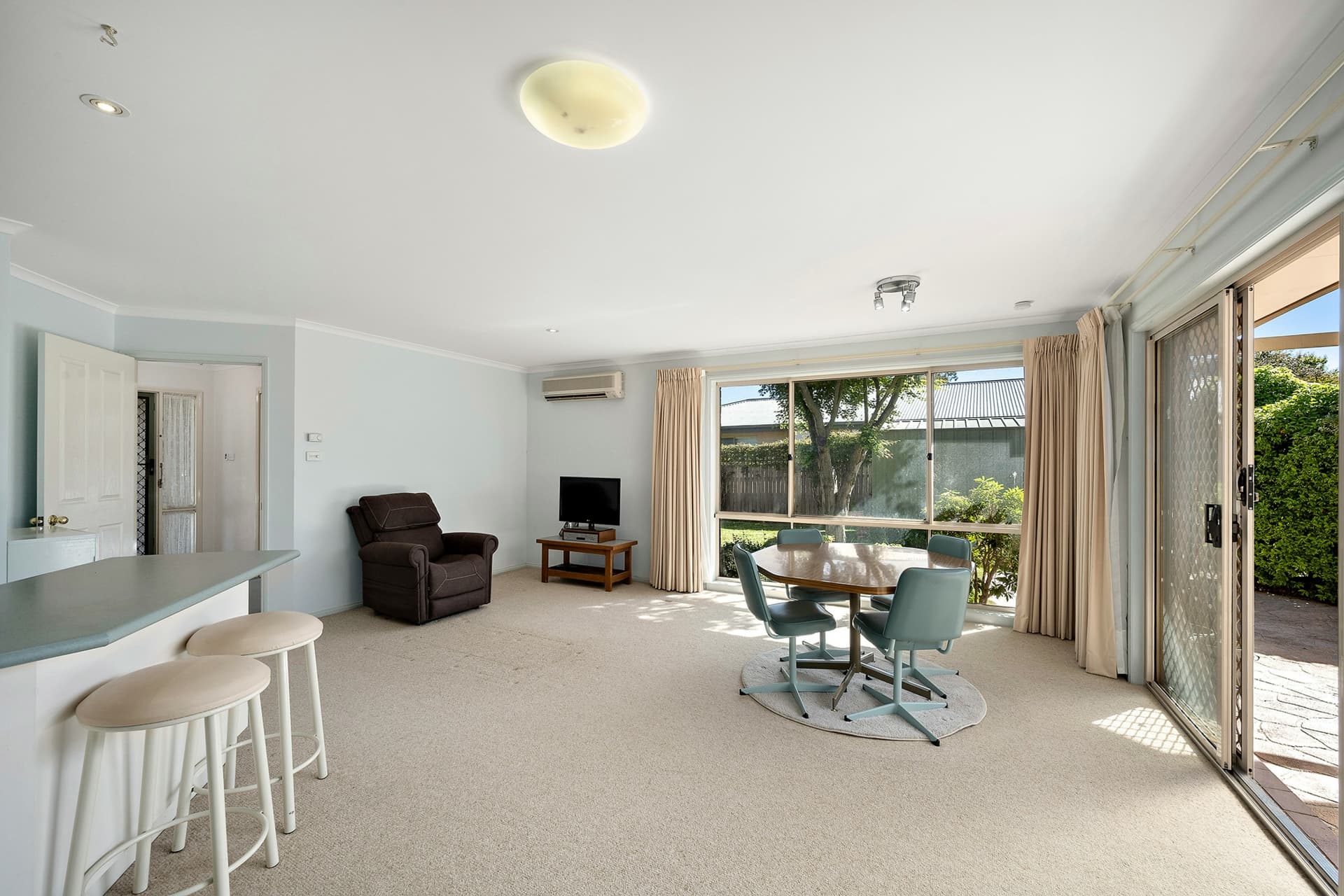 9 Bredbo Close, Amaroo, Amaroo - Thumbnail 5