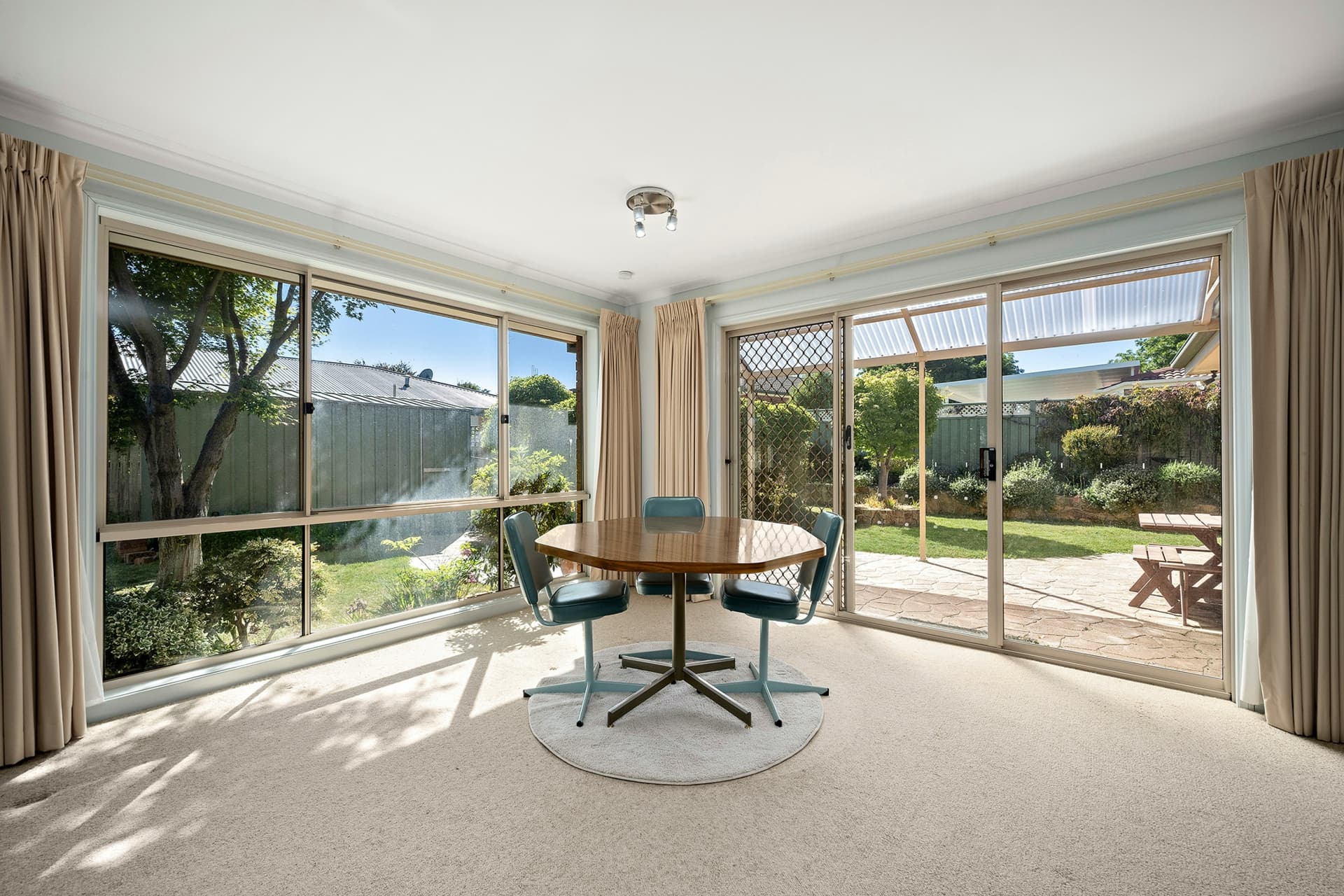 9 Bredbo Close, Amaroo, Amaroo - Thumbnail 6