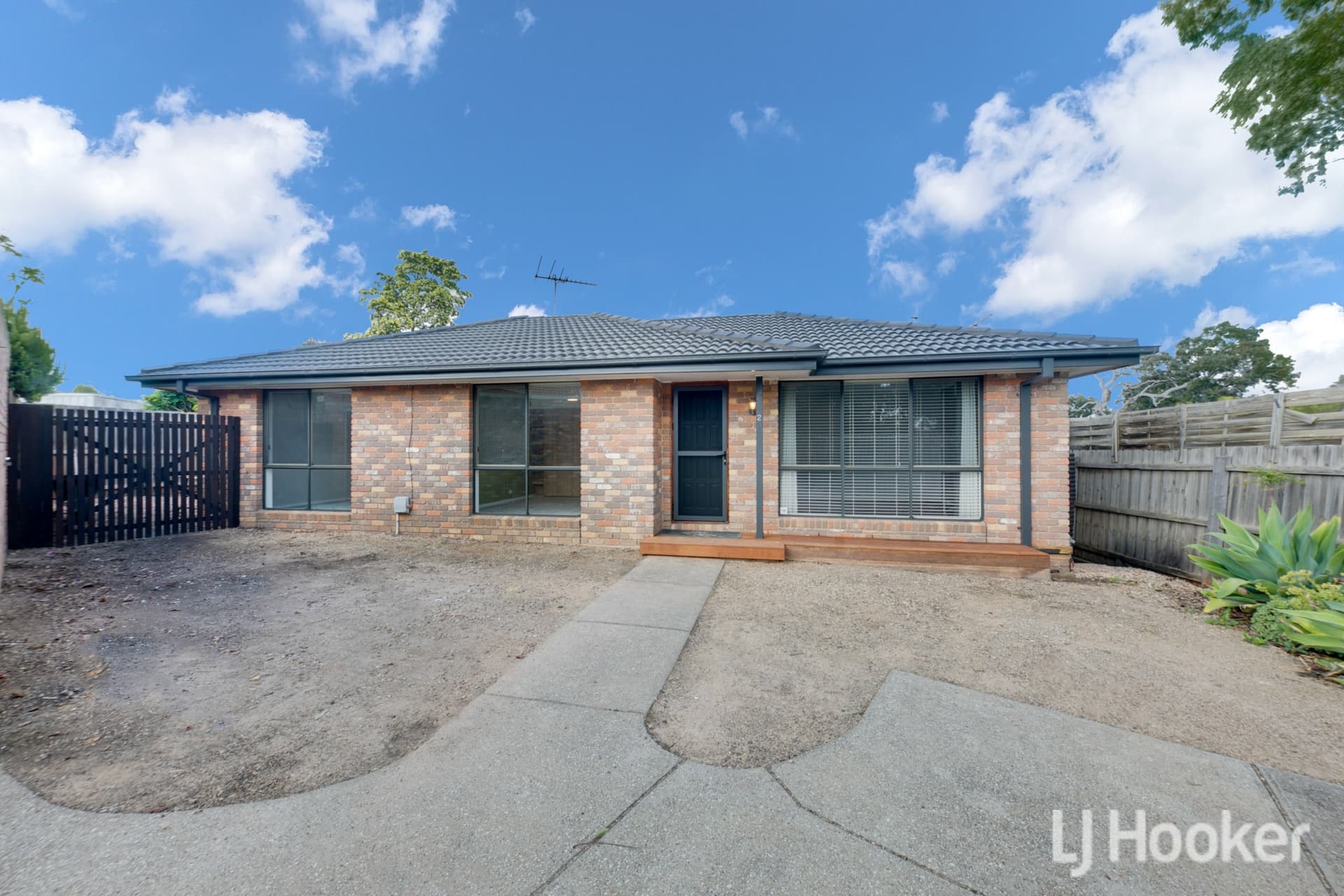 2/21 Wolfe Road, Melton, Melton - Thumbnail 2