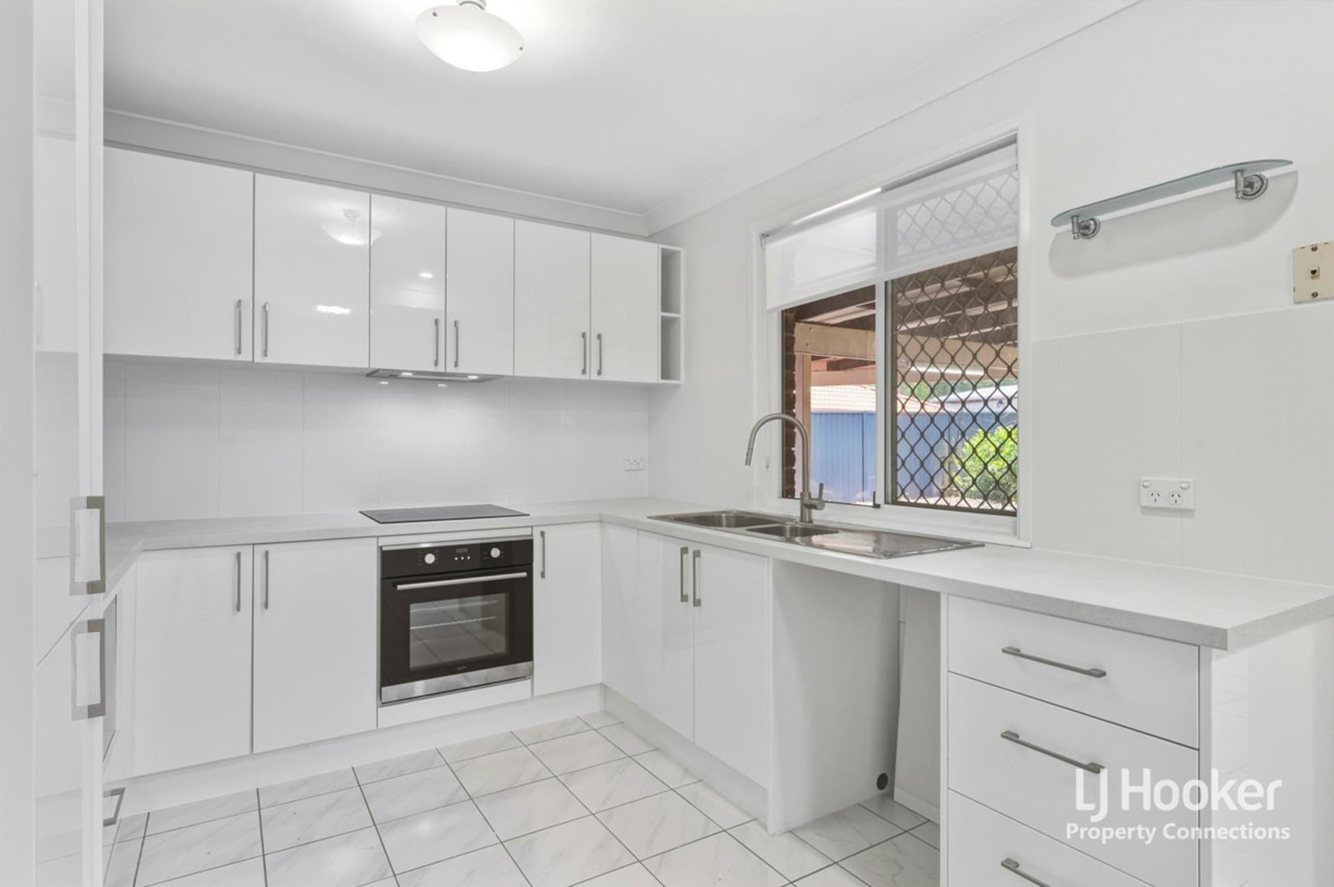 41 Orchid Avenue, Kallangur, Kallangur - Thumbnail 3