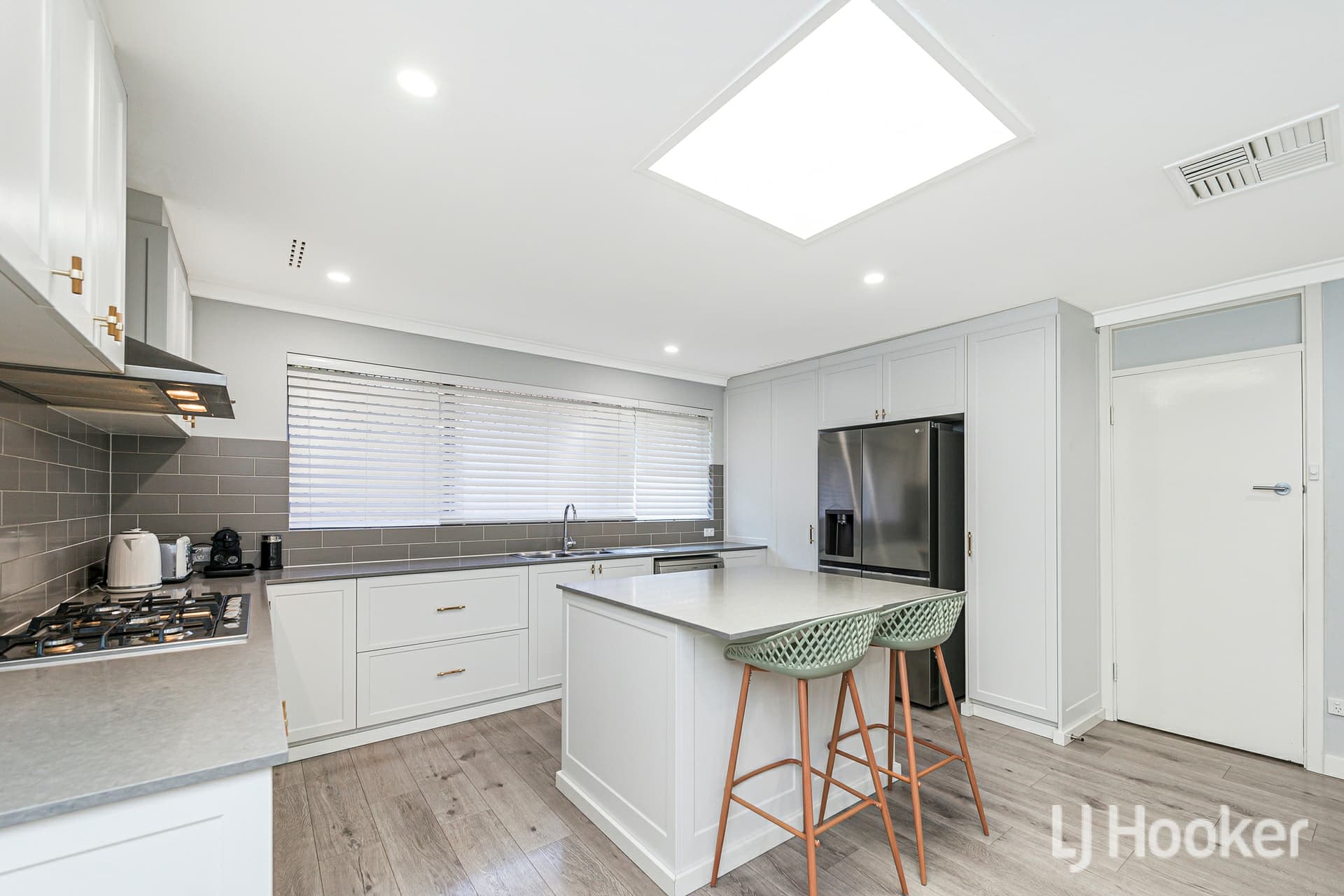 74 Regency Drive, Thornlie, Thornlie - Thumbnail 3
