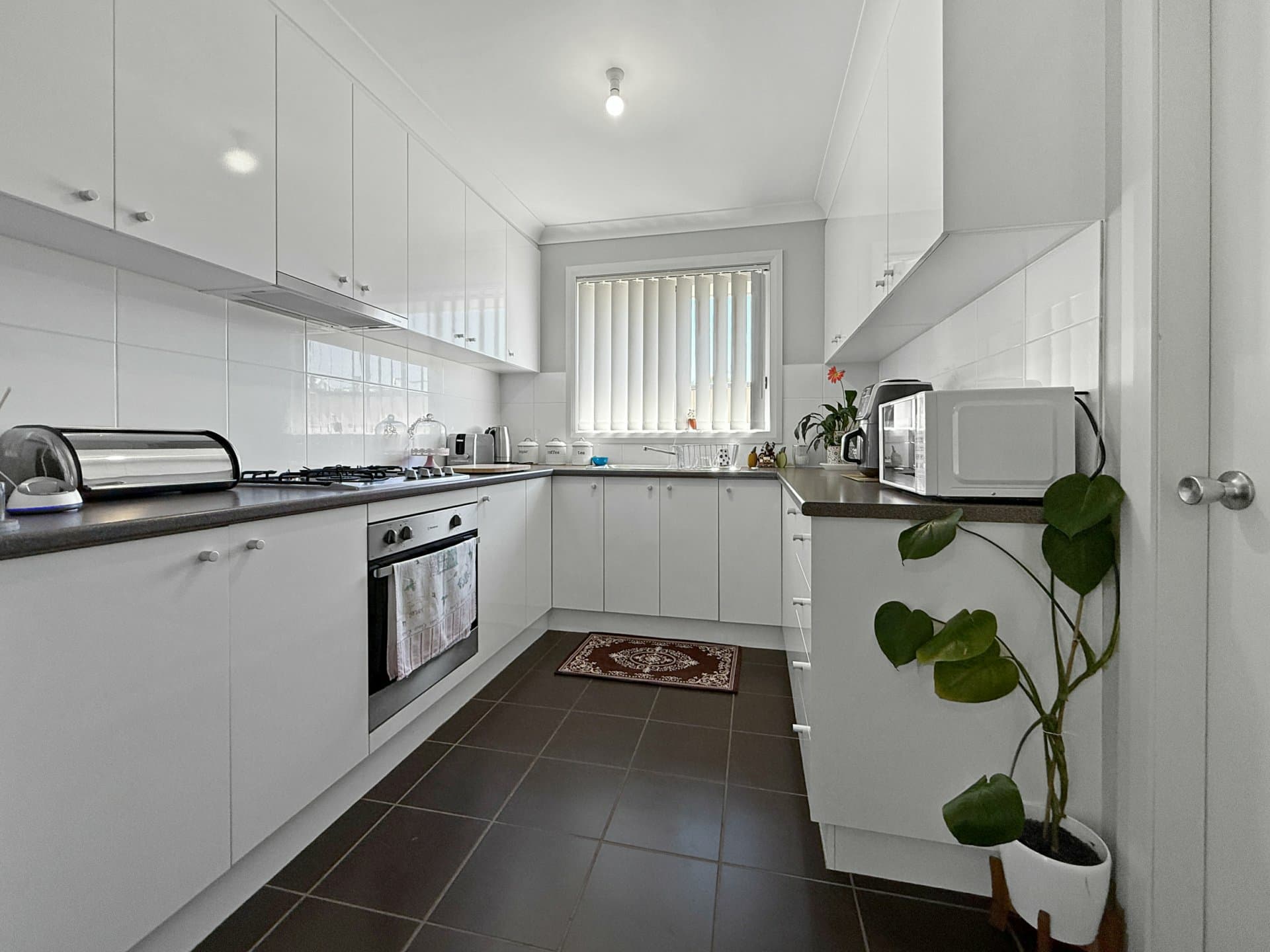 9 Lachlan Close, Young, Young - Thumbnail 4