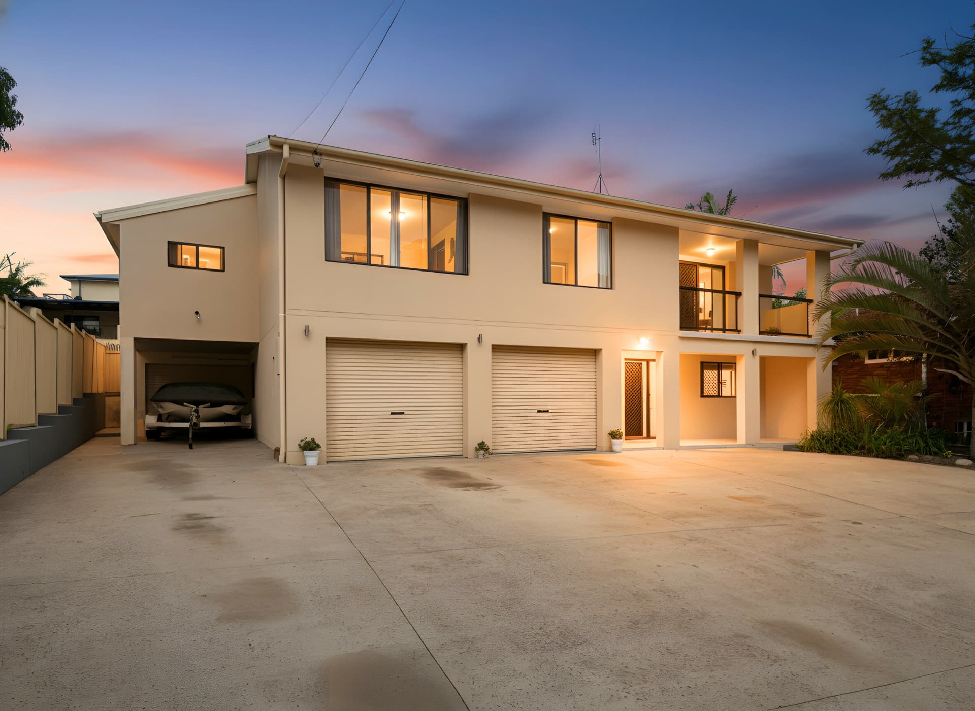 18 Explorers Way, Surf Beach, Surf Beach - Thumbnail 2