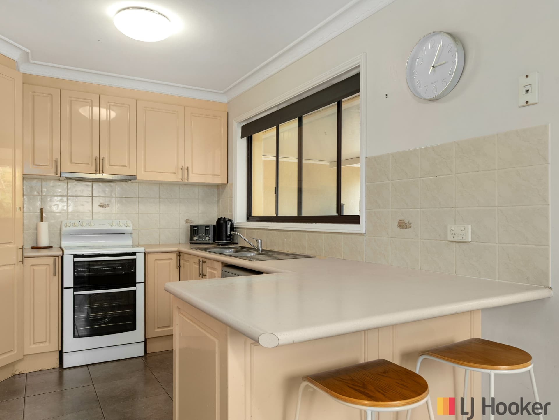 18 Explorers Way, Surf Beach, Surf Beach - Thumbnail 7