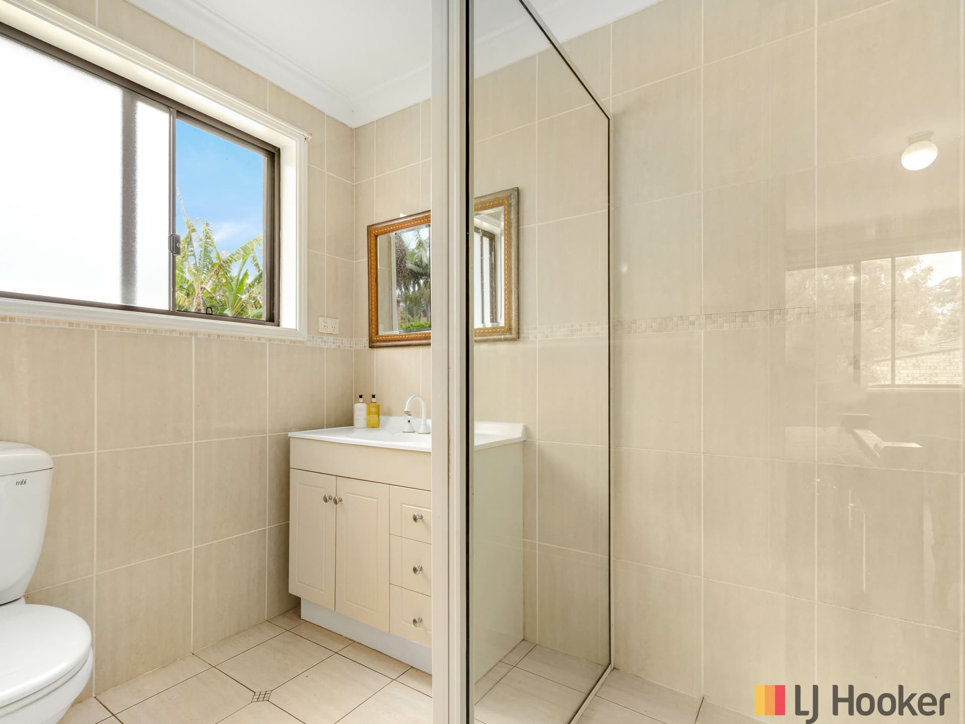 18 Explorers Way, Surf Beach, Surf Beach - Thumbnail 8