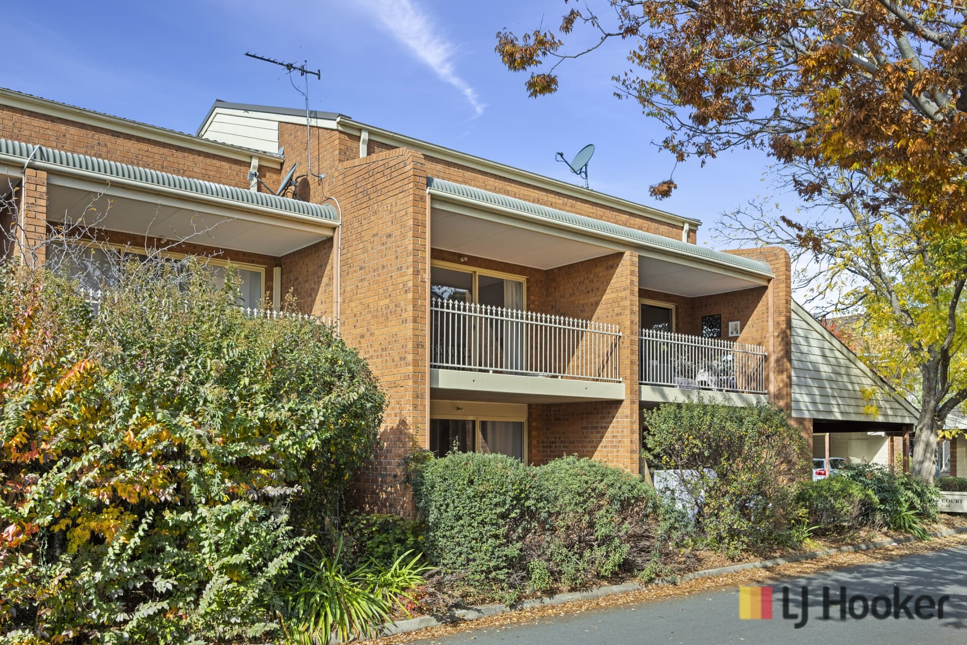 10A/12 Albermarle Place, Phillip, Phillip - Thumbnail 4