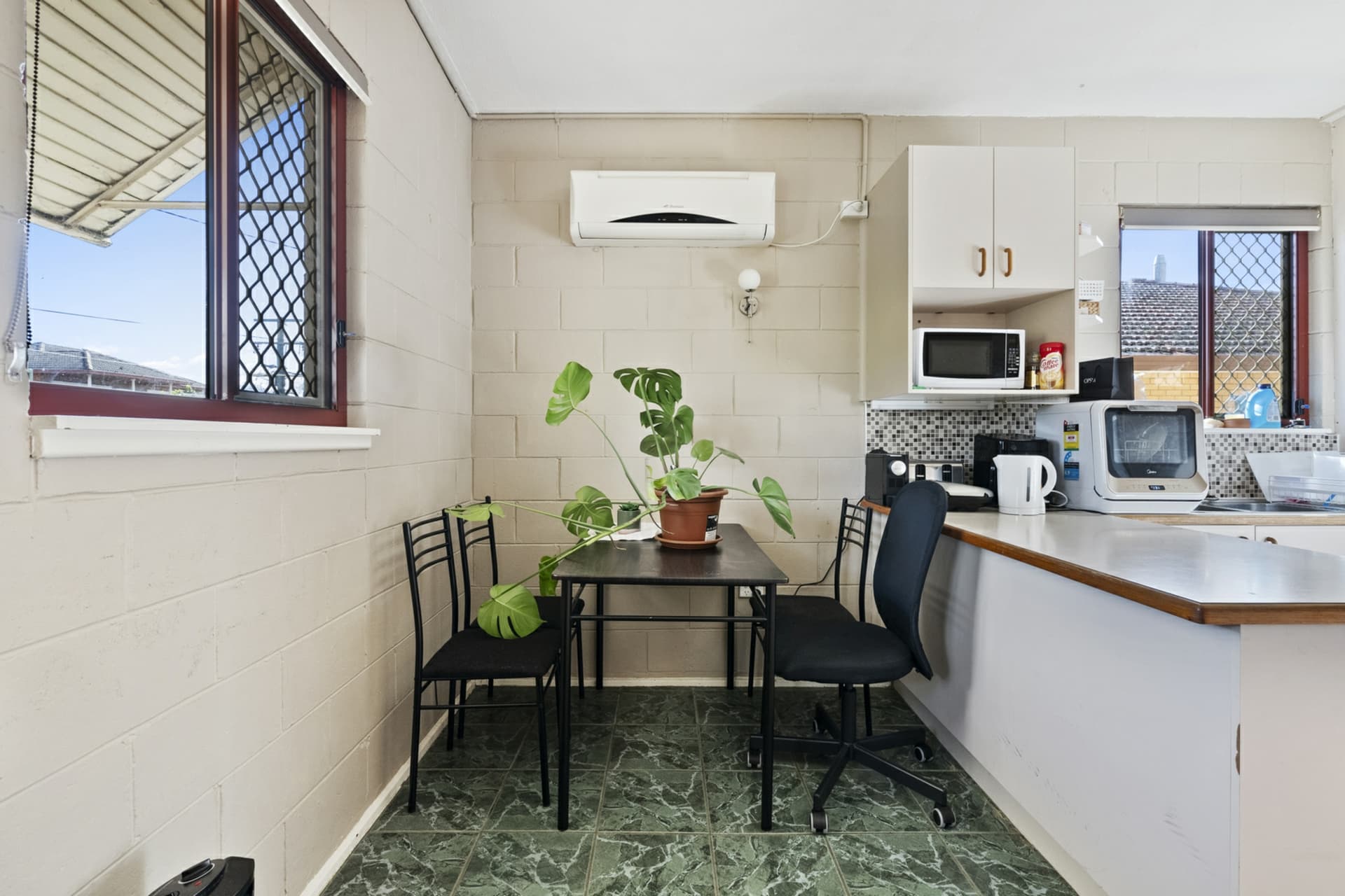 9/10 Arthur Street, Crestwood, Crestwood - Thumbnail 6