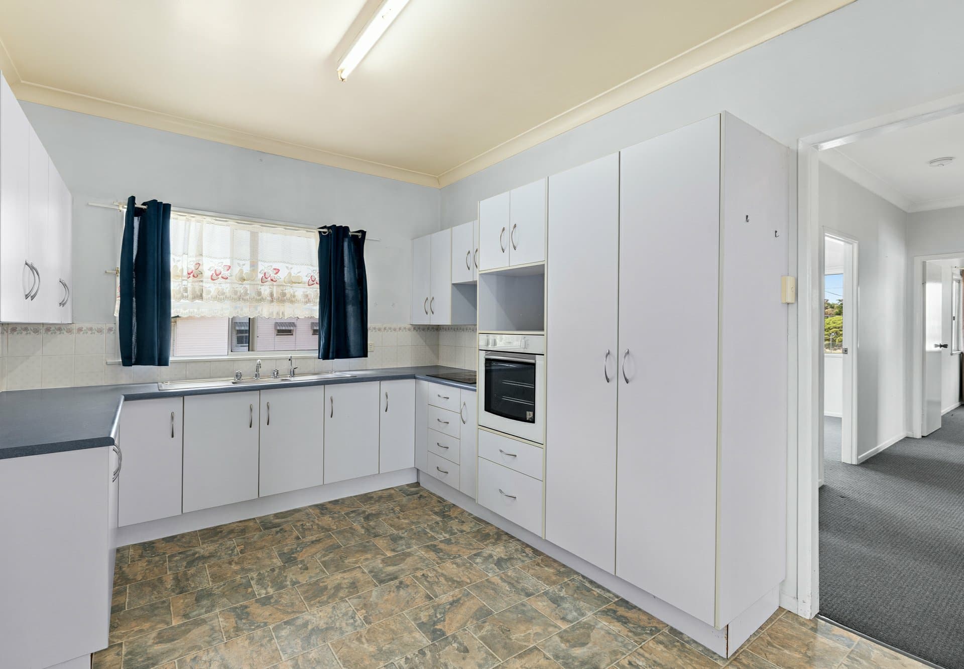 63 Fitzroy Street, Warwick, Warwick - Thumbnail 4