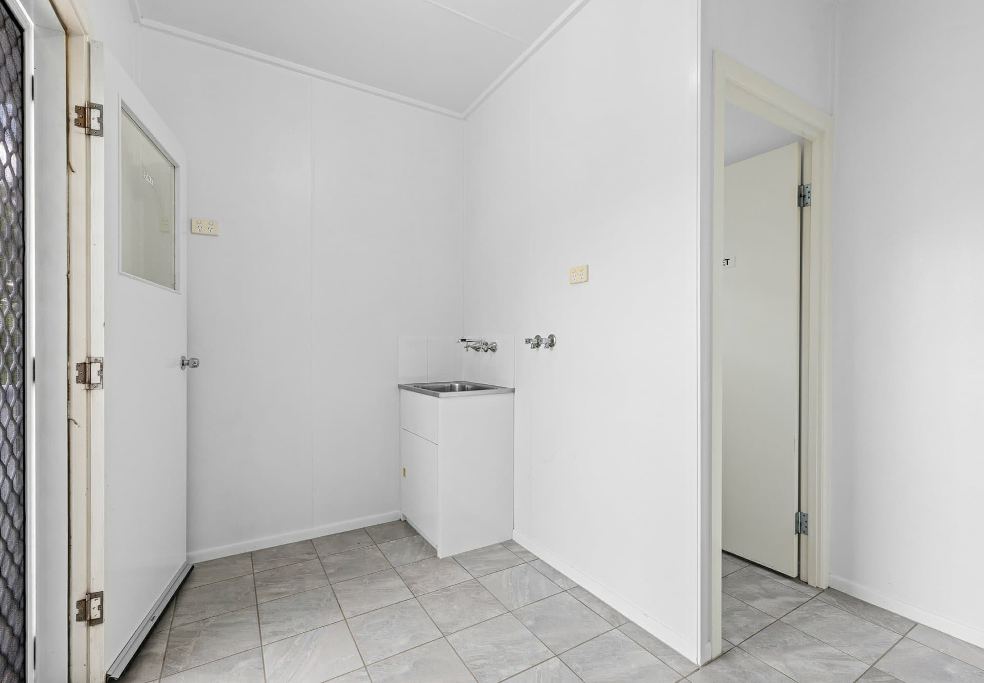 63 Fitzroy Street, Warwick, Warwick - Thumbnail 8