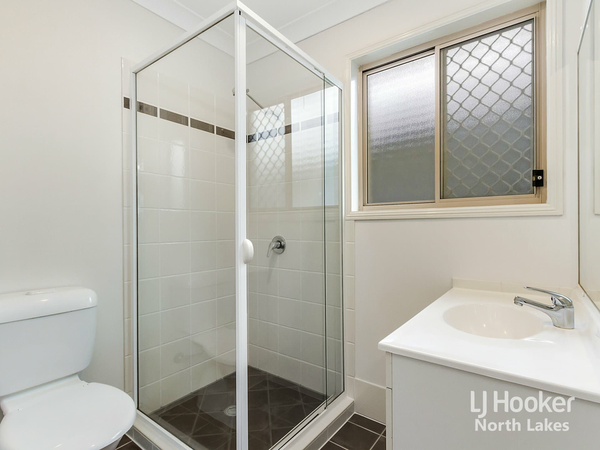 12 Riley Court, North Lakes, North Lakes - Thumbnail 3