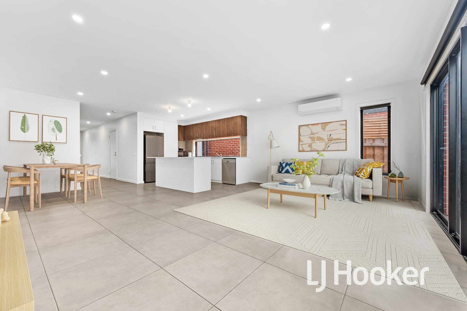 10B Tucker Street, Cranbourne, Cranbourne - Thumbnail 3