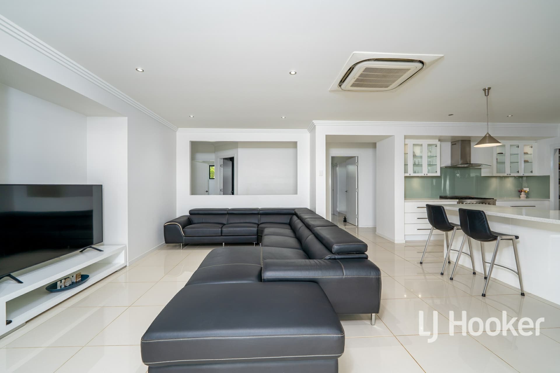 89 Wolbah Close, Inverell, Inverell - Thumbnail 2