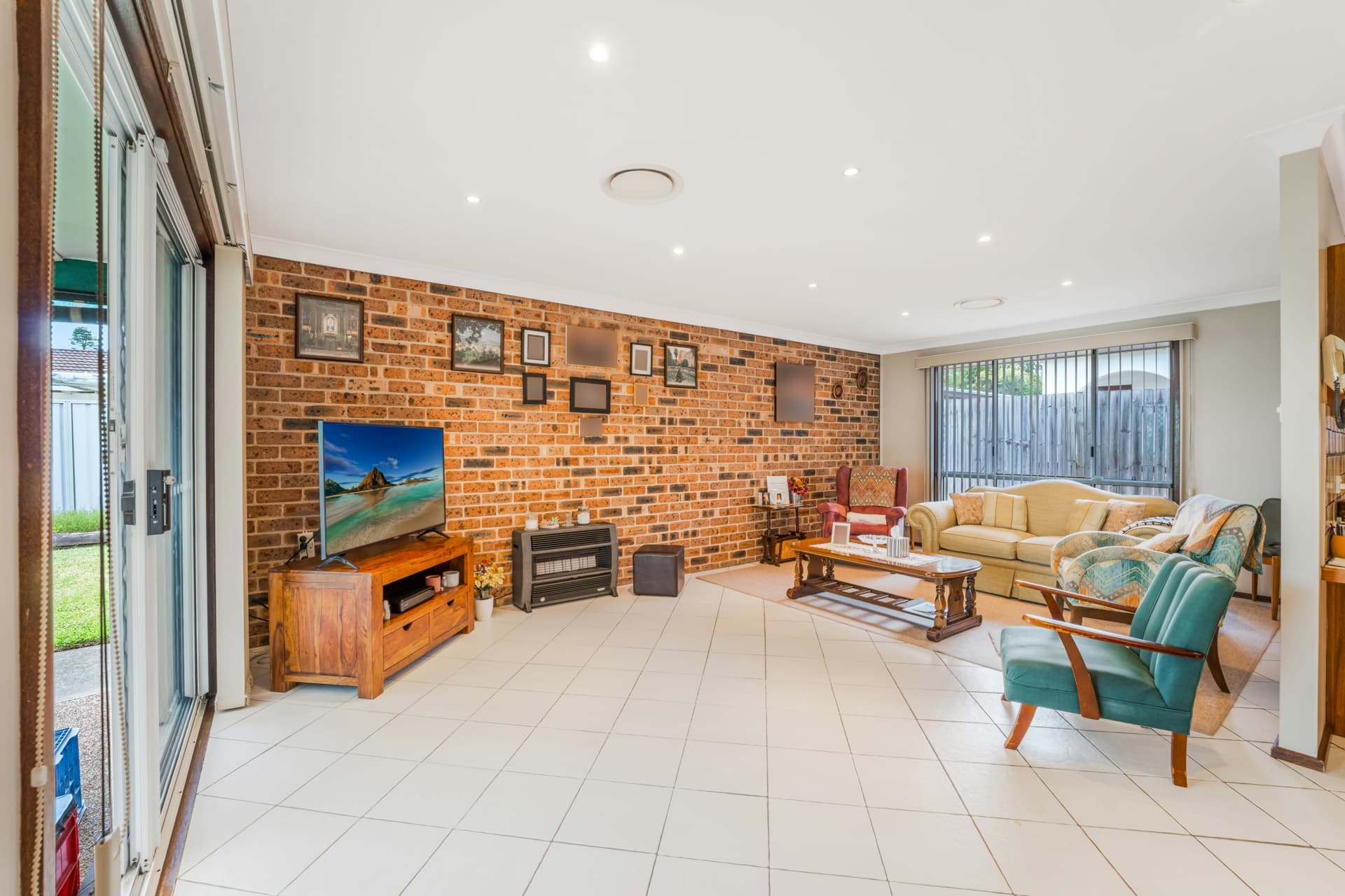 6 Wheller Street, Bossley Park, Bossley Park - Thumbnail 4