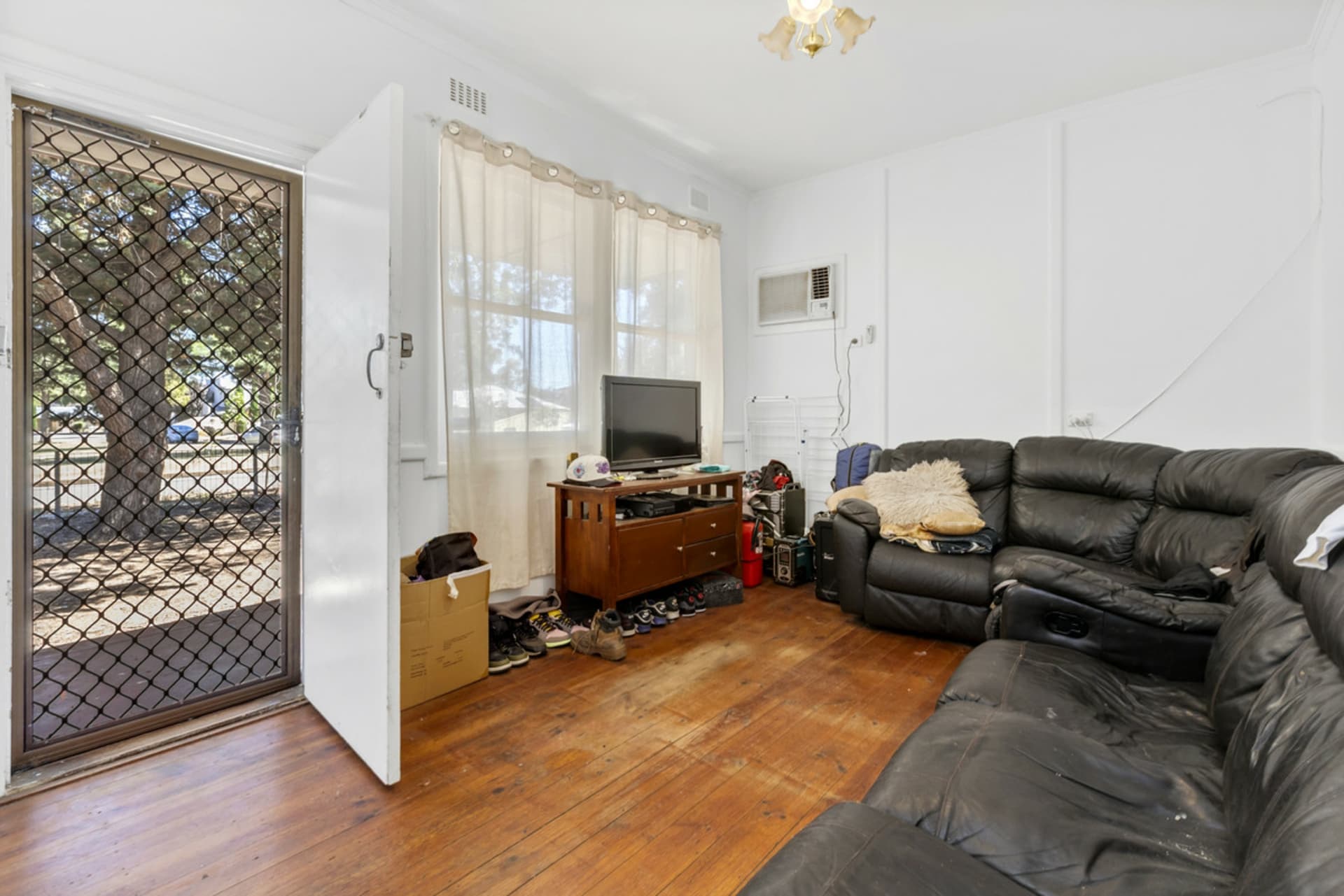 8 Davey Street, Elizabeth Park, Elizabeth Park - Thumbnail 3