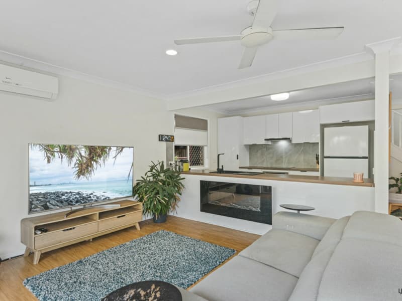 22 Tawarri Crescent, Burleigh Heads - Image 1