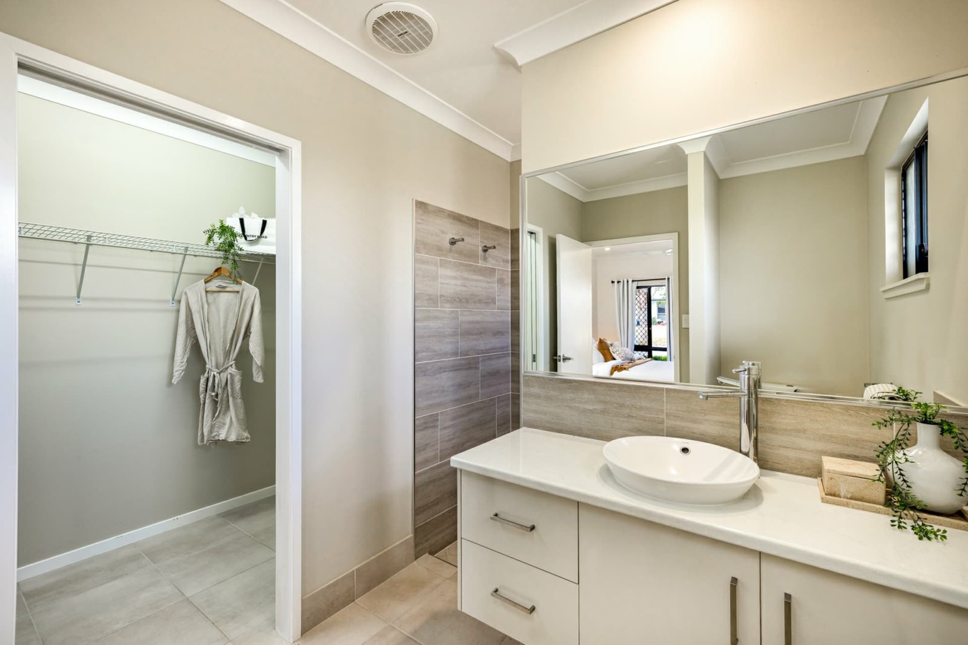 48 Woodlock Drive, Edmonton, Edmonton - Thumbnail 8