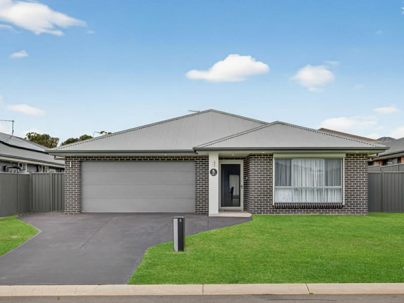 211 Dwyer Road, Leppington, Leppington - Image 1