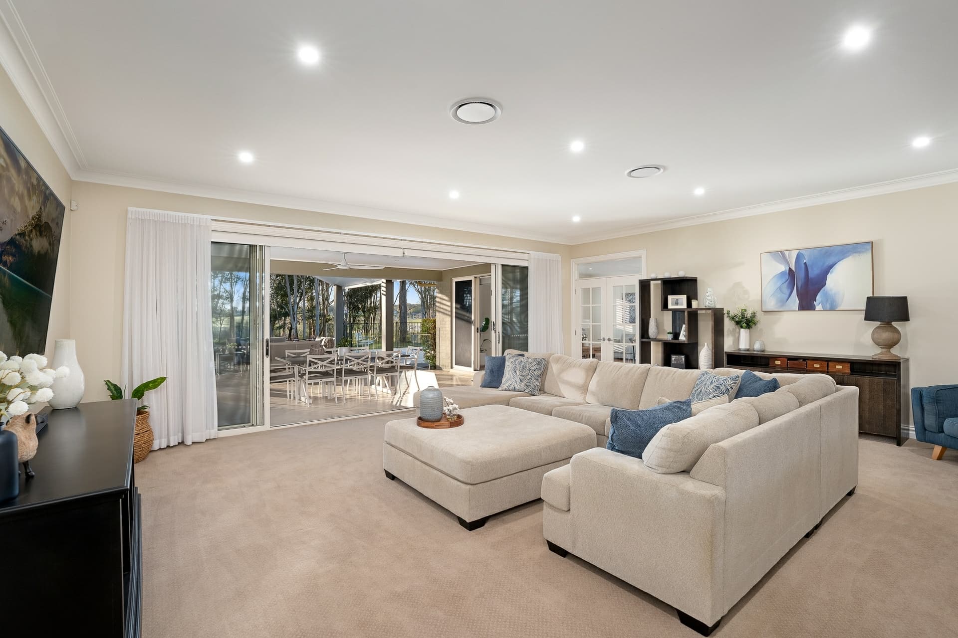 65 Sunnyside Drive, Ellis Lane, Ellis Lane - Thumbnail 8