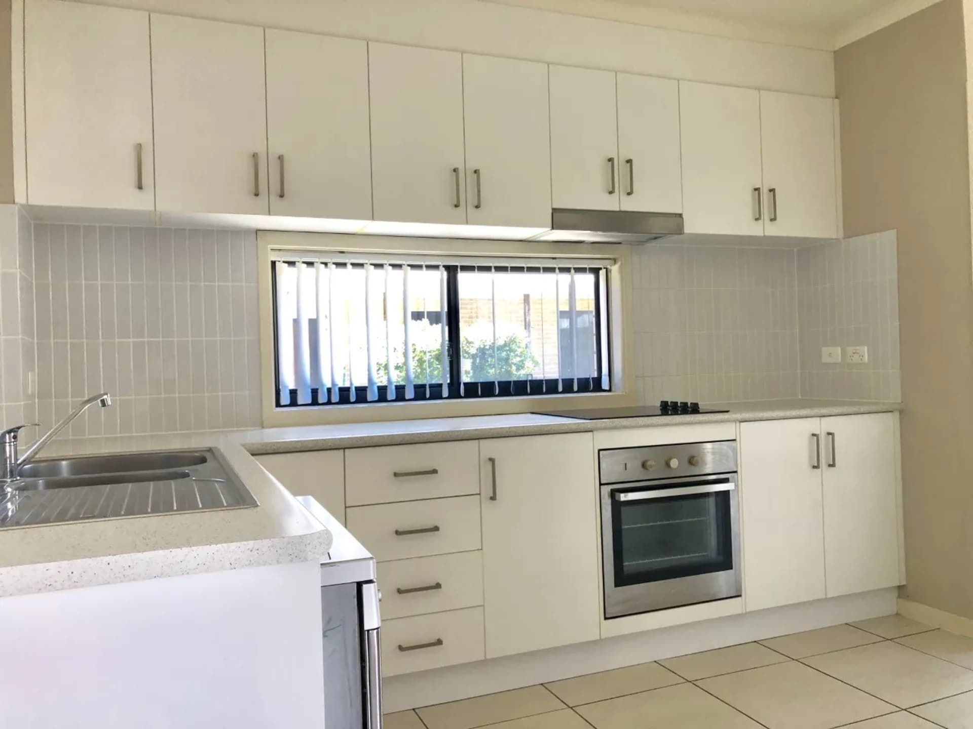 34/7 Bilgola Place, Blacks Beach, Blacks Beach - Thumbnail 3