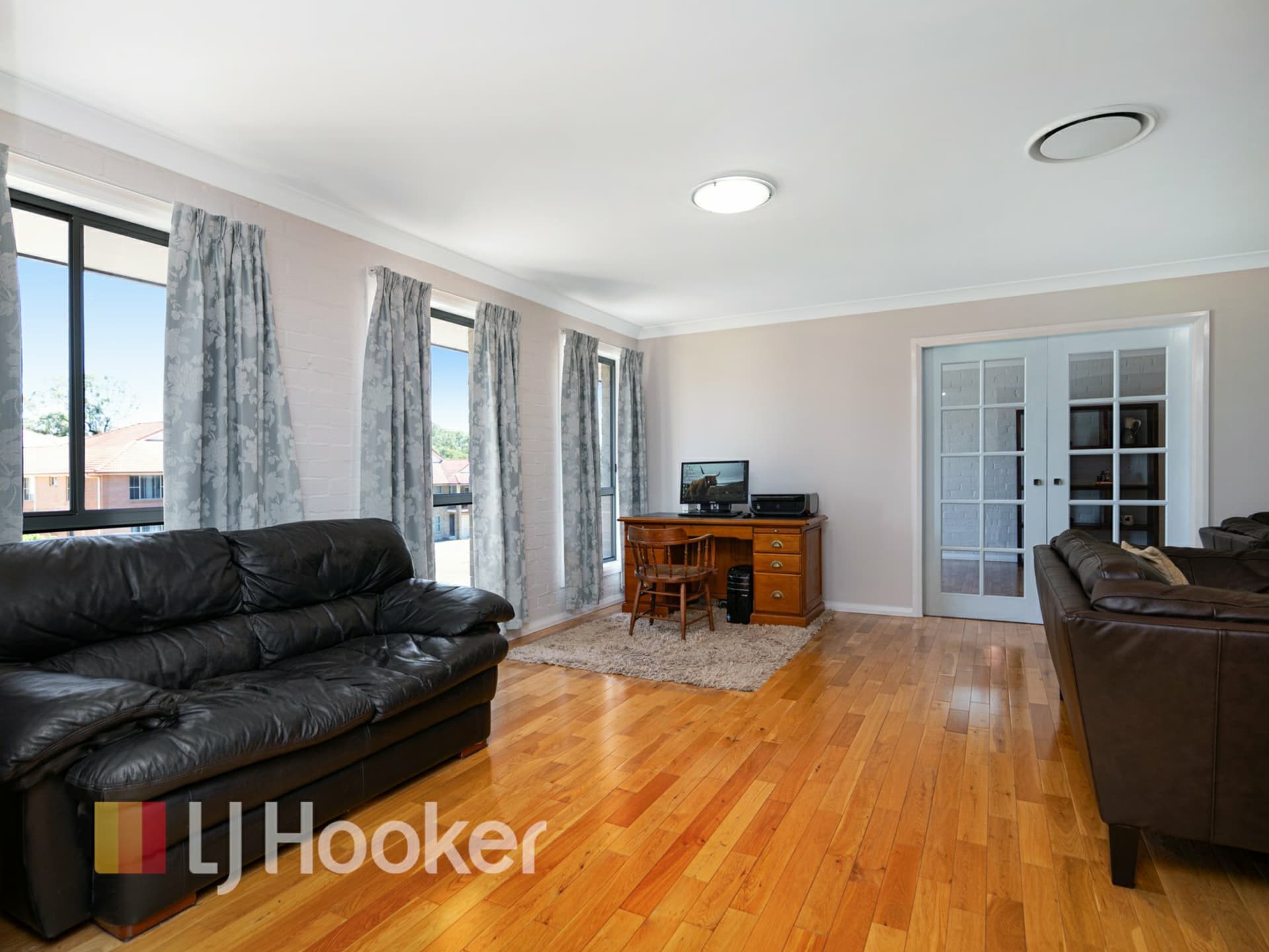 175 Gardner Circuit, Singleton, Singleton Heights - Thumbnail 4