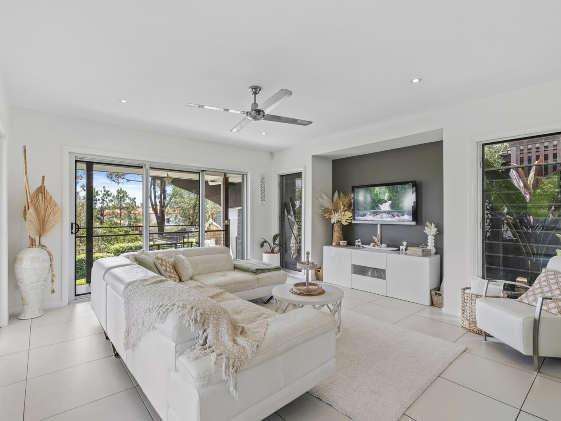 3 Rapa Court, Pacific Pines, Pacific Pines - Thumbnail 7