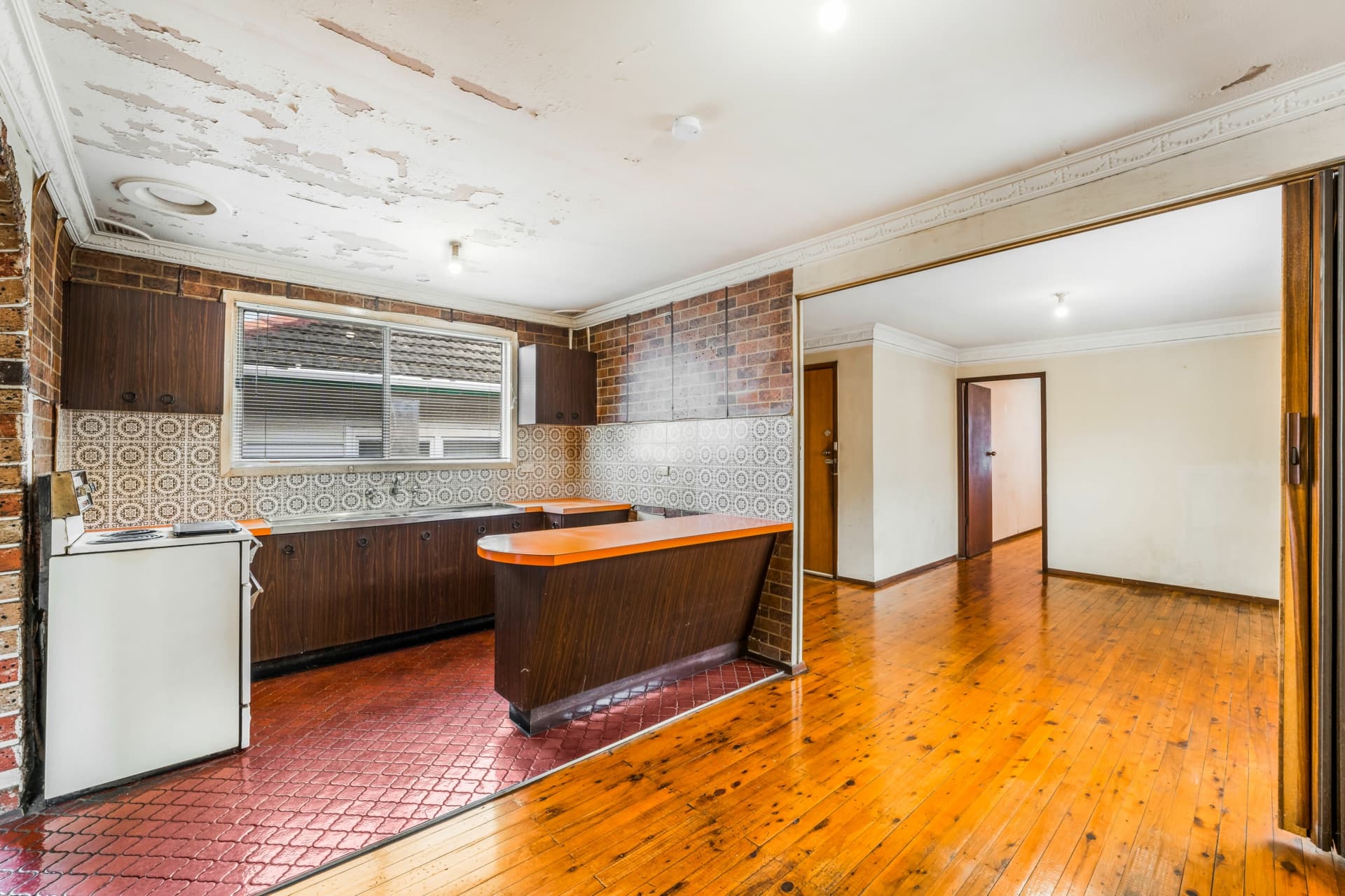 8A Avisford Street, Fairfield, Fairfield - Thumbnail 2