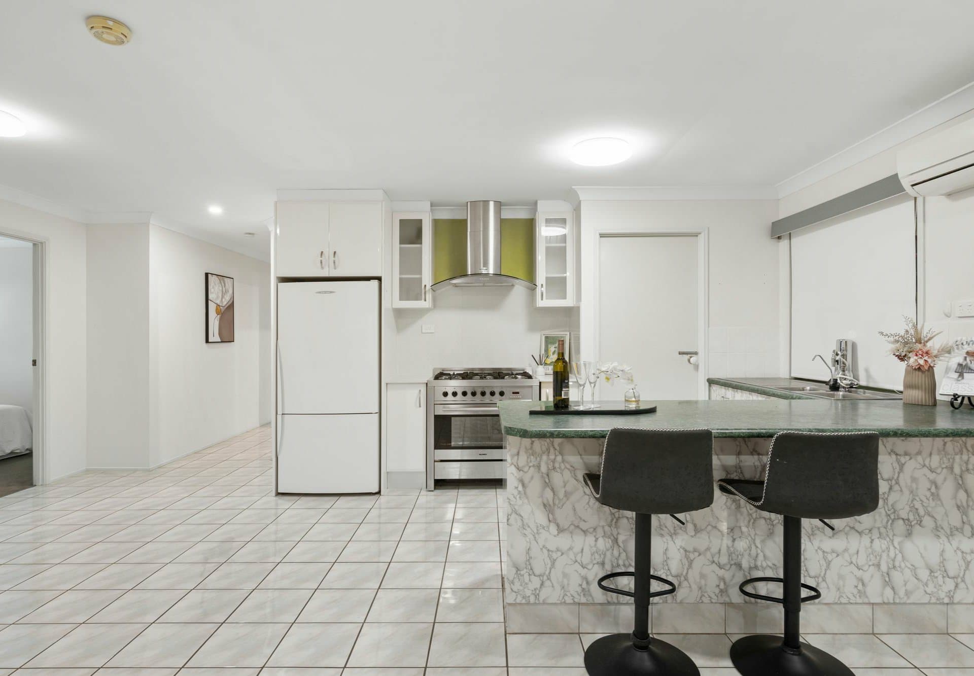 33 Chesterfield Crescent, Kuraby, Kuraby - Thumbnail 8