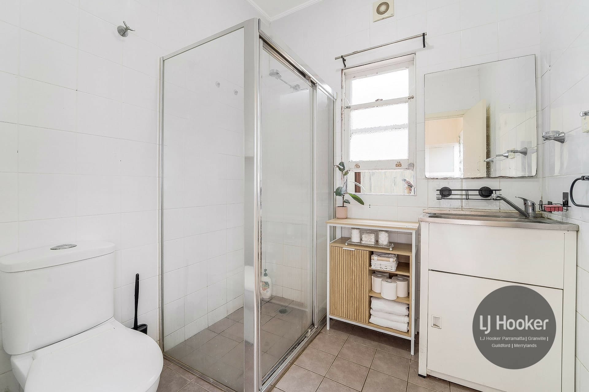 8 Acland Street, Guildford, Guildford - Thumbnail 8
