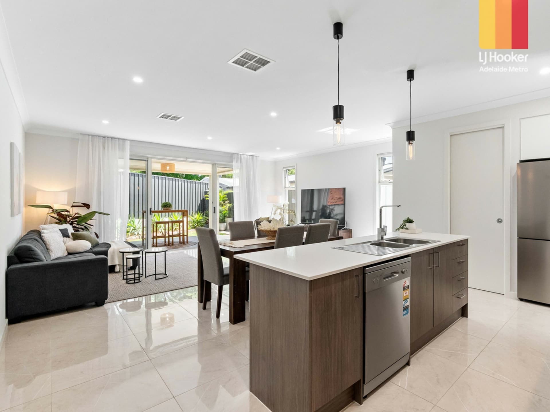 3 Princess Drive, Modbury, Modbury - Thumbnail 3