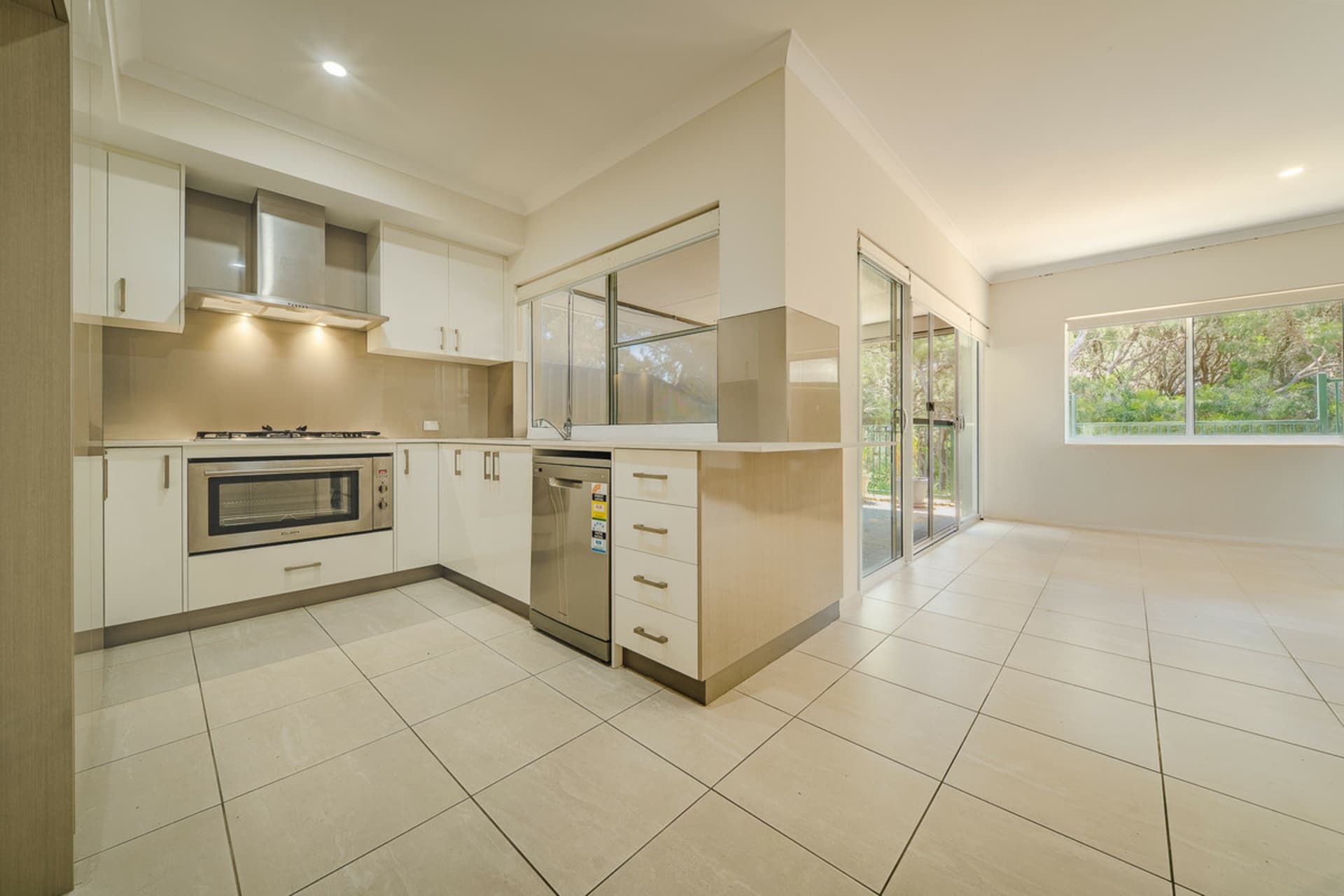 8 Galveston Court, Meadow Springs, Meadow Springs - Thumbnail 6