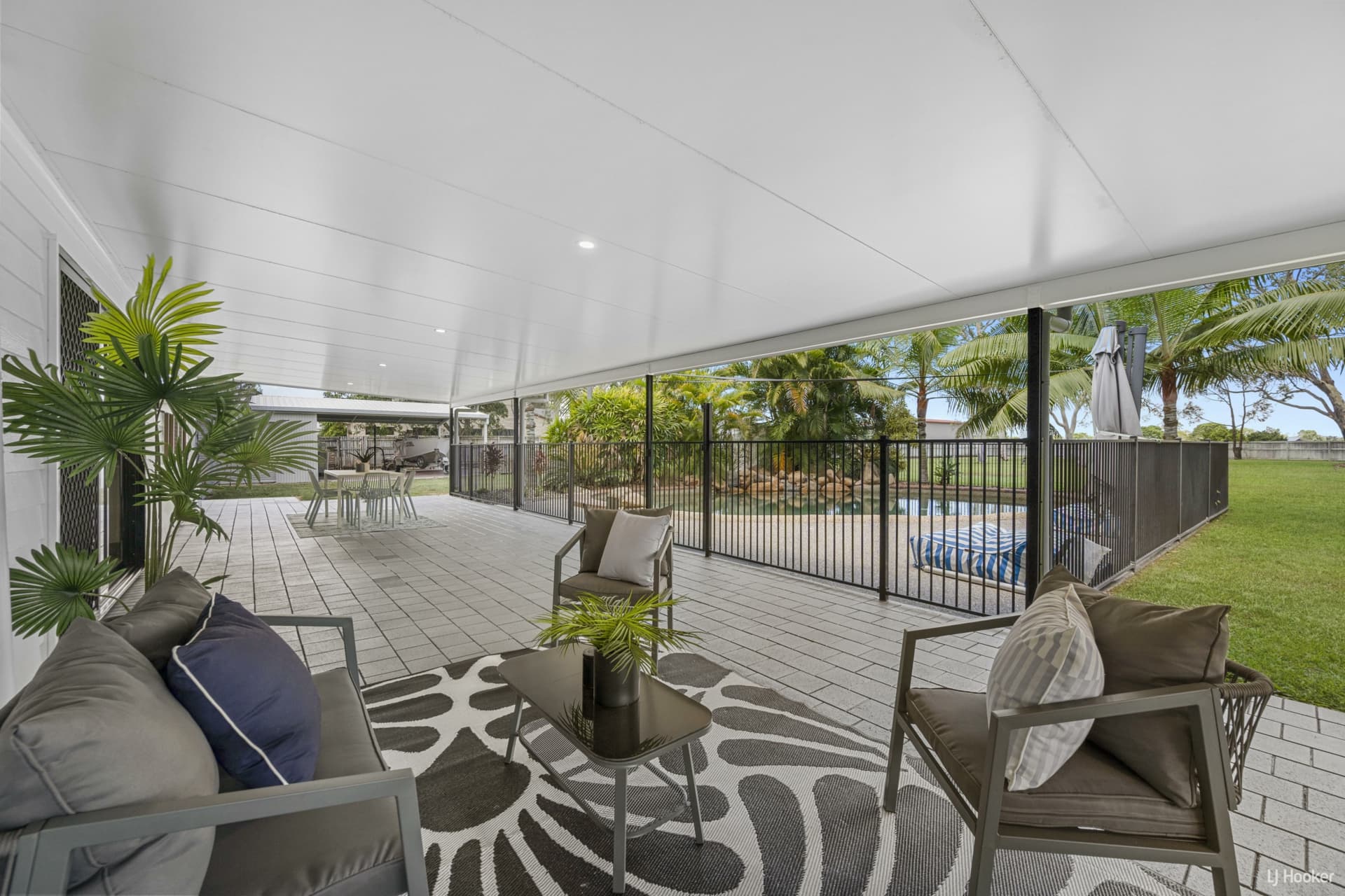 30 Golf Links Drive, Kirwan, Kirwan - Thumbnail 3