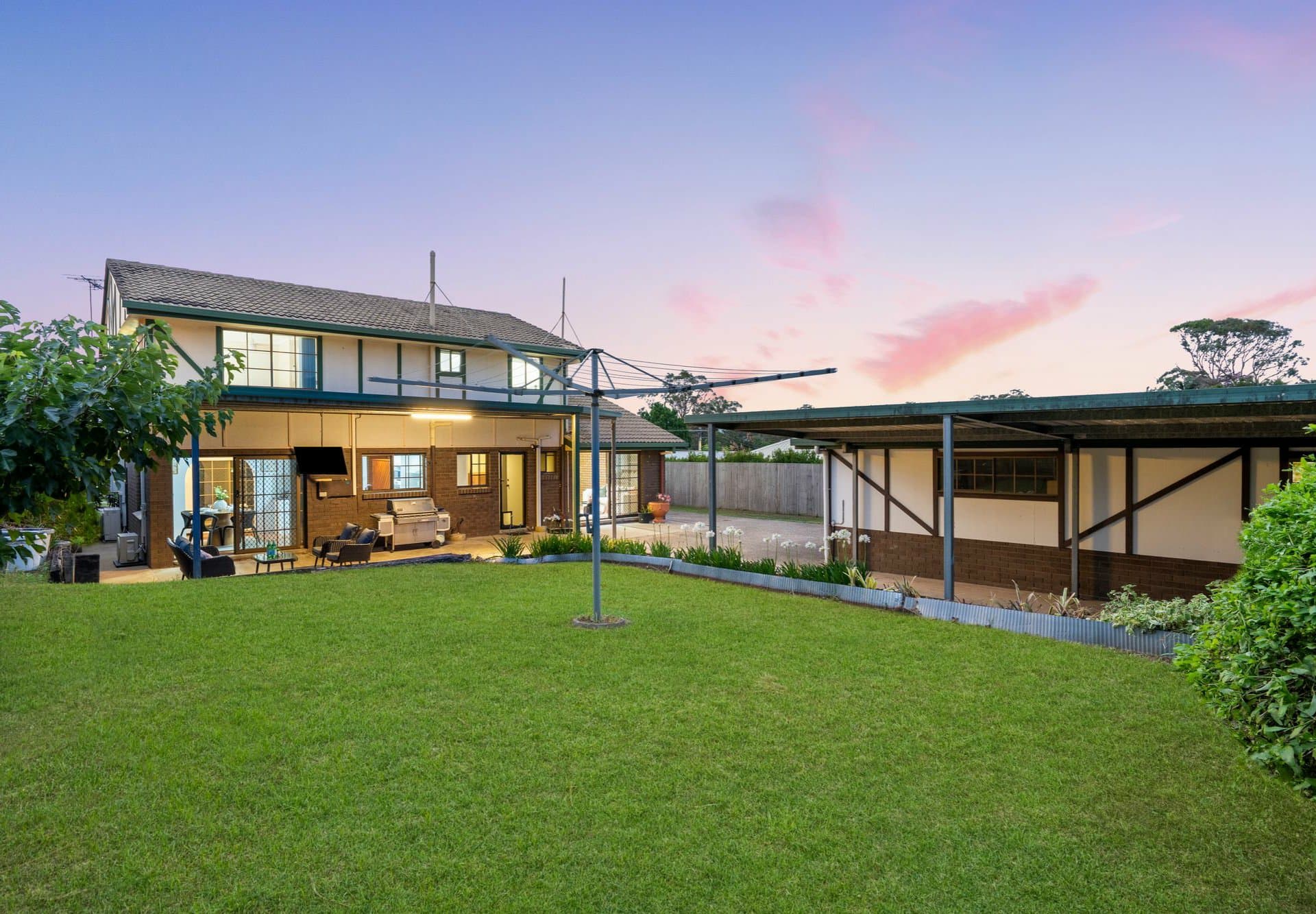 17 Westgate Avenue, Springwood, Springwood - Thumbnail 3
