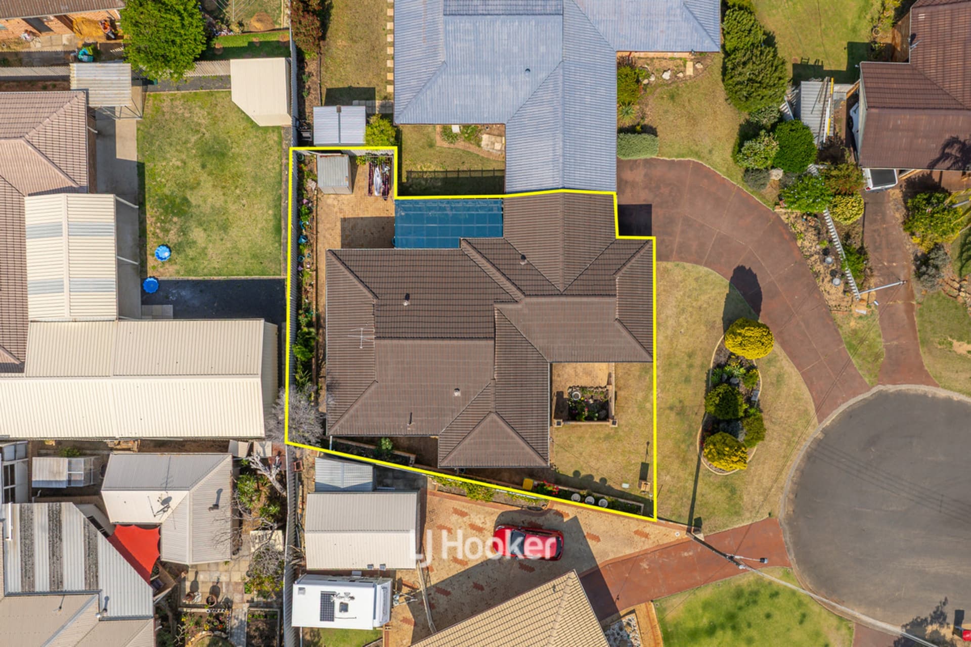 1A Menzies Place, Usher, Usher - Thumbnail 4