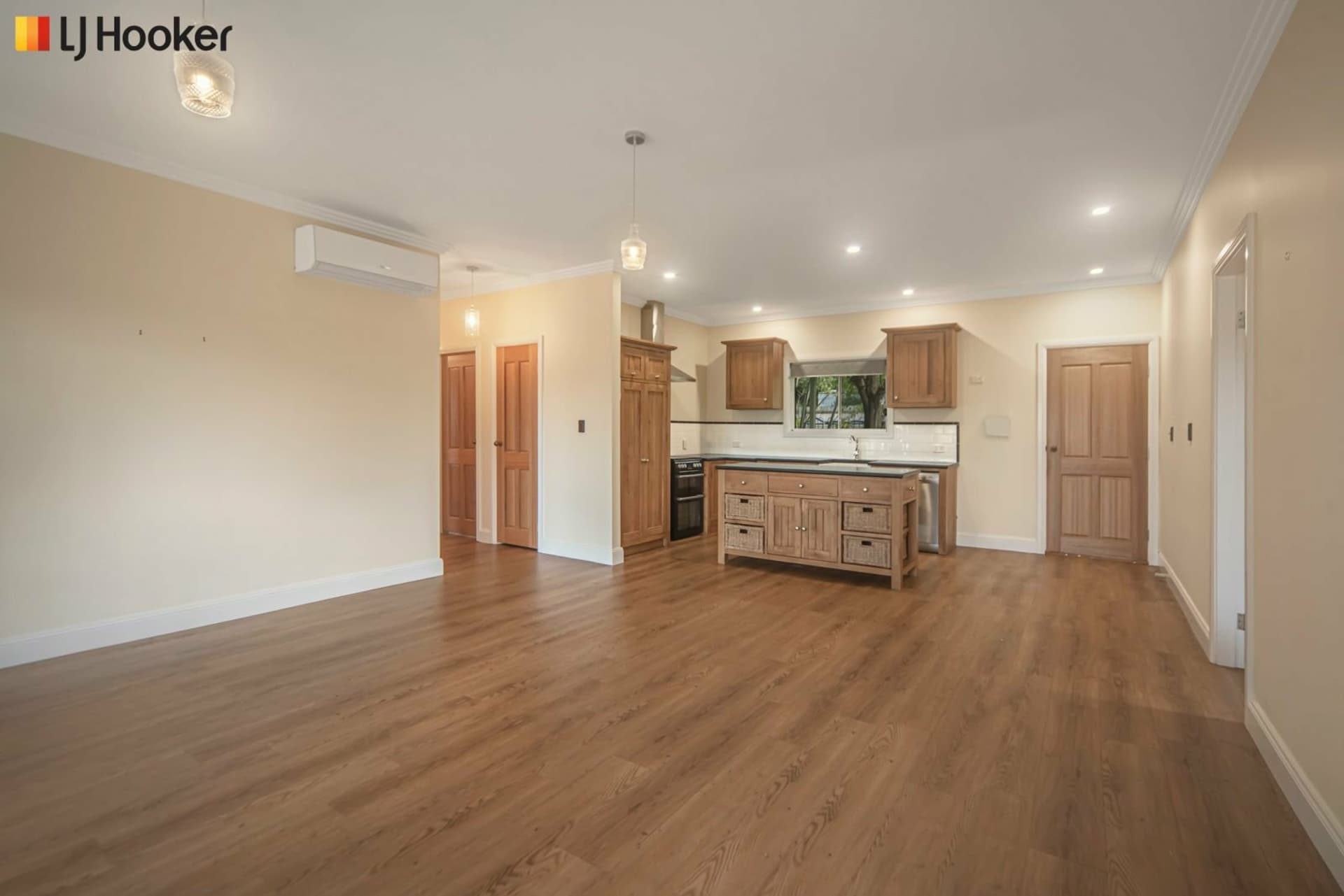 3 Colyer Avenue, Nowra, Nowra - Thumbnail 2