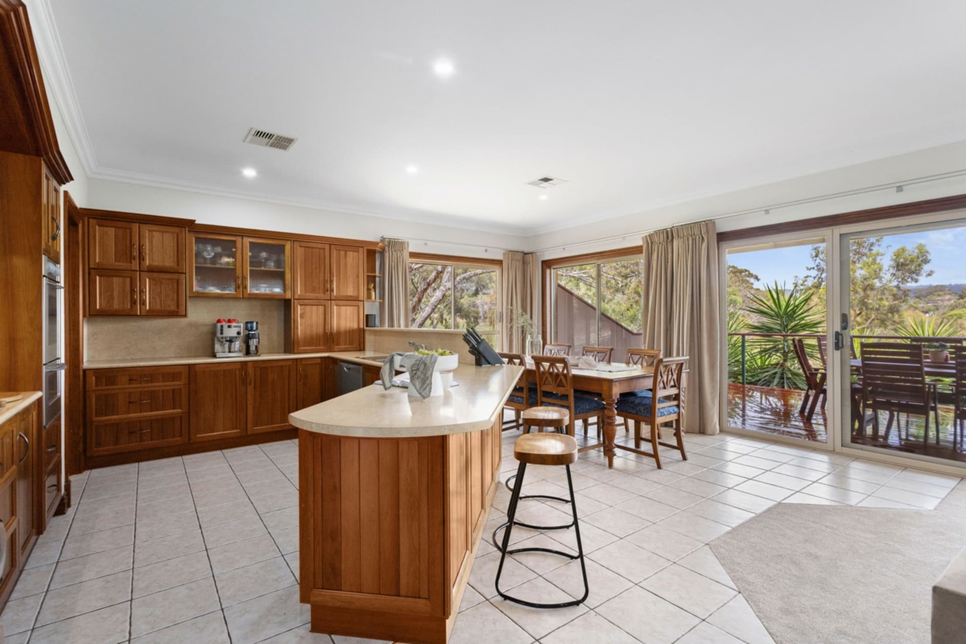 23 Spring Hill Drive, Golden Grove, Golden Grove - Thumbnail 3