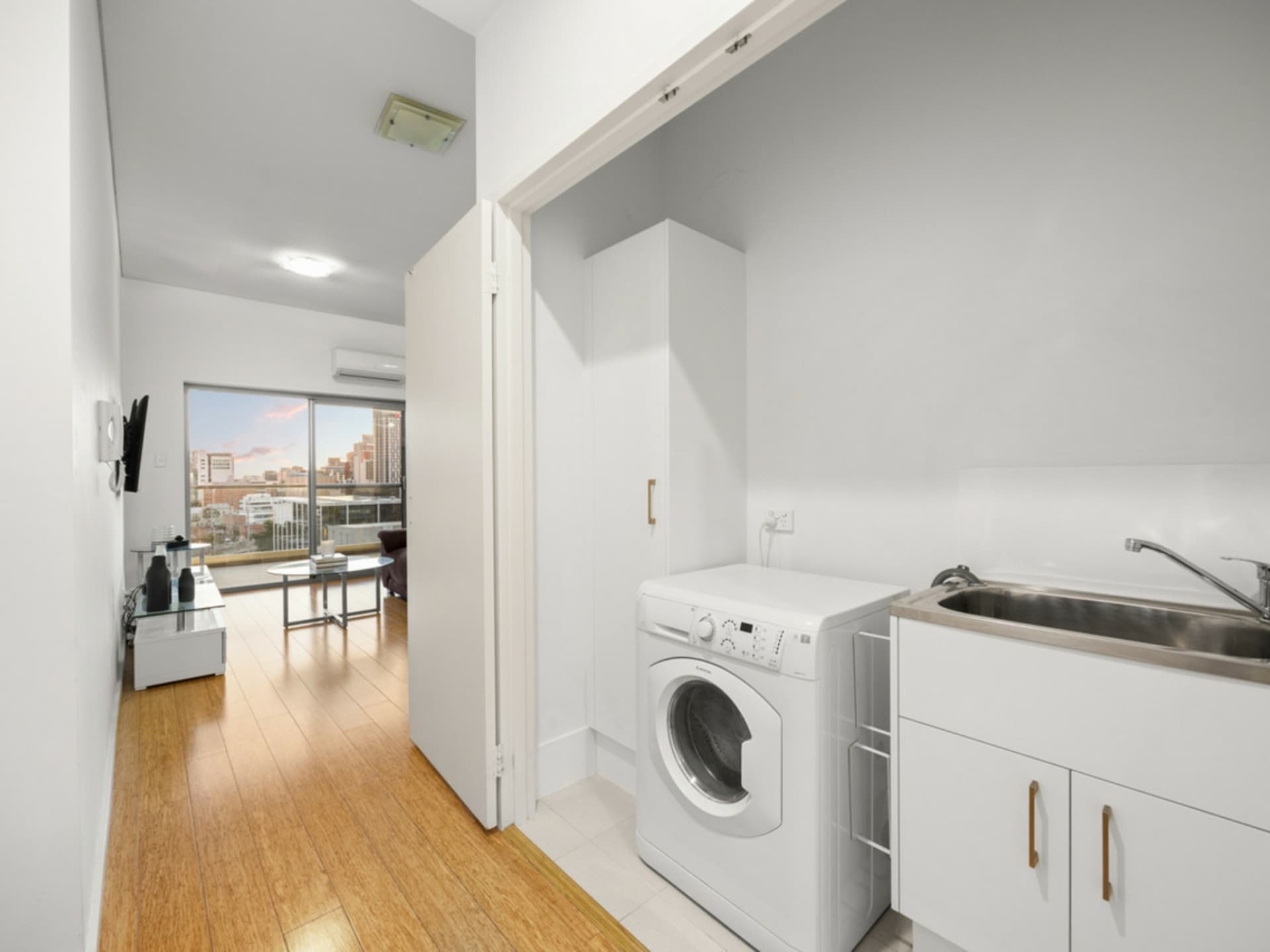 93/33 Newcastle Street, Perth, Perth - Thumbnail 8