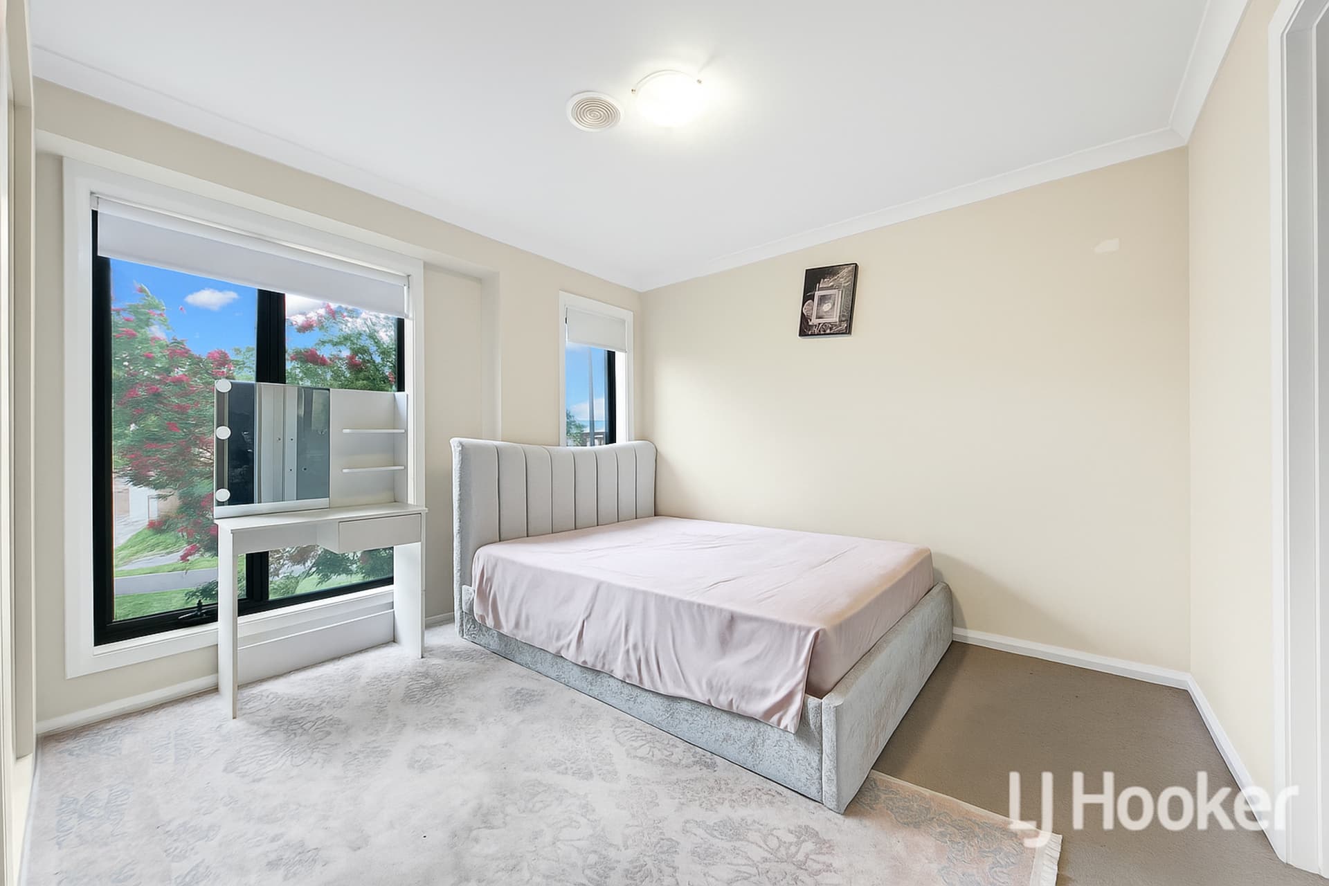 52 Norwood Avenue, Weir Views, Weir Views - Thumbnail 2