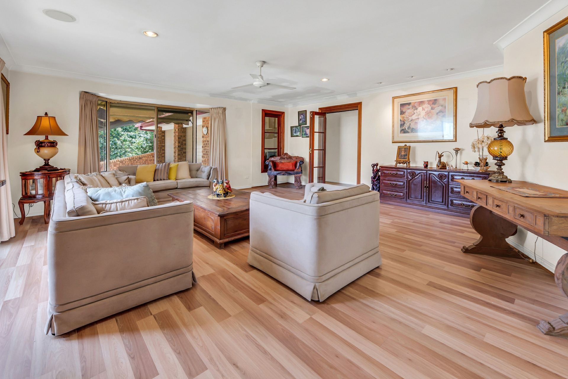 7 Sun Valley Drive, Ashmore, Ashmore - Thumbnail 4